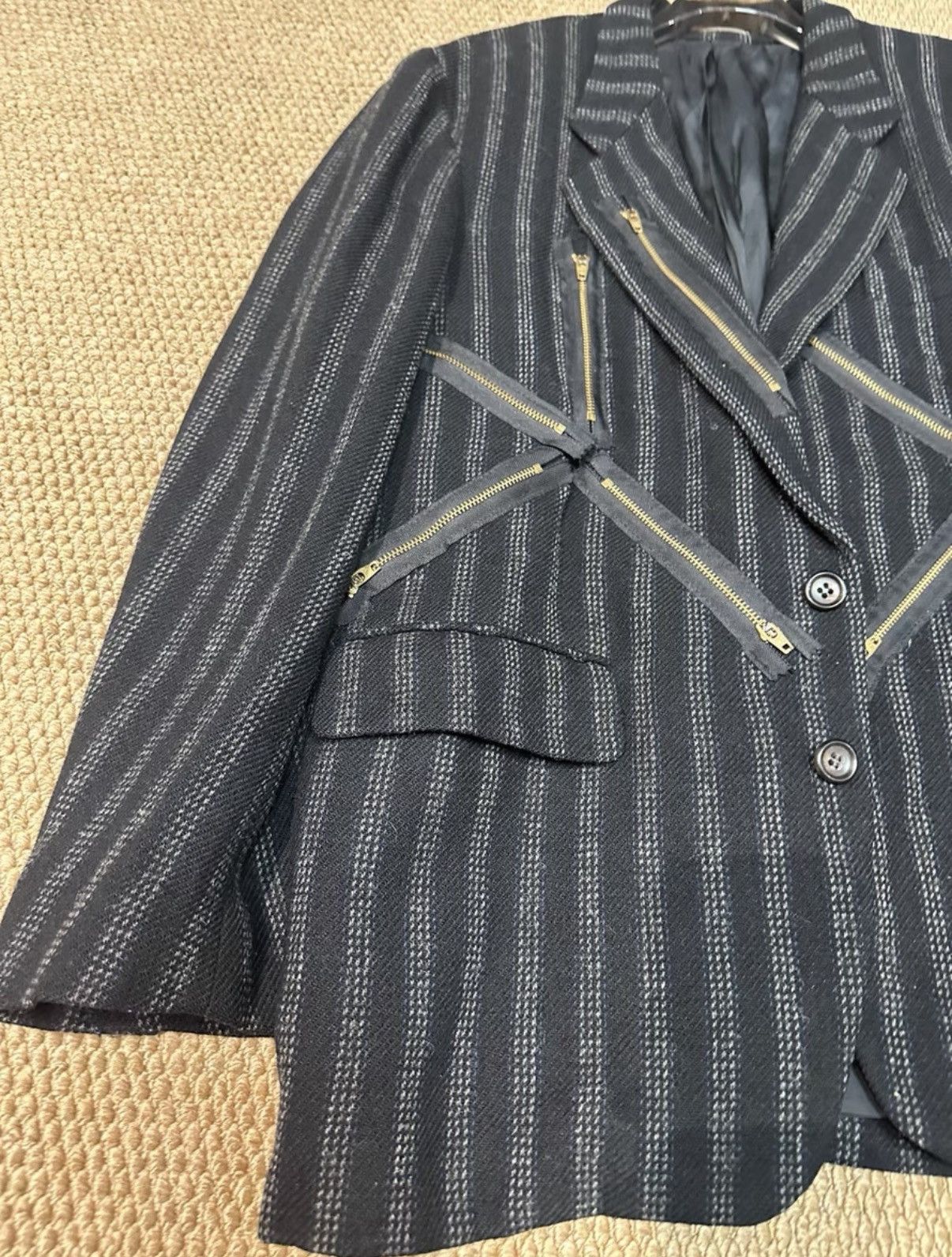 Comme des Garcons Comme des Garçons Vertical Stripe Zip Blazer K23 Size US S / EU 44-46 / 1 - 2 Thumbnail