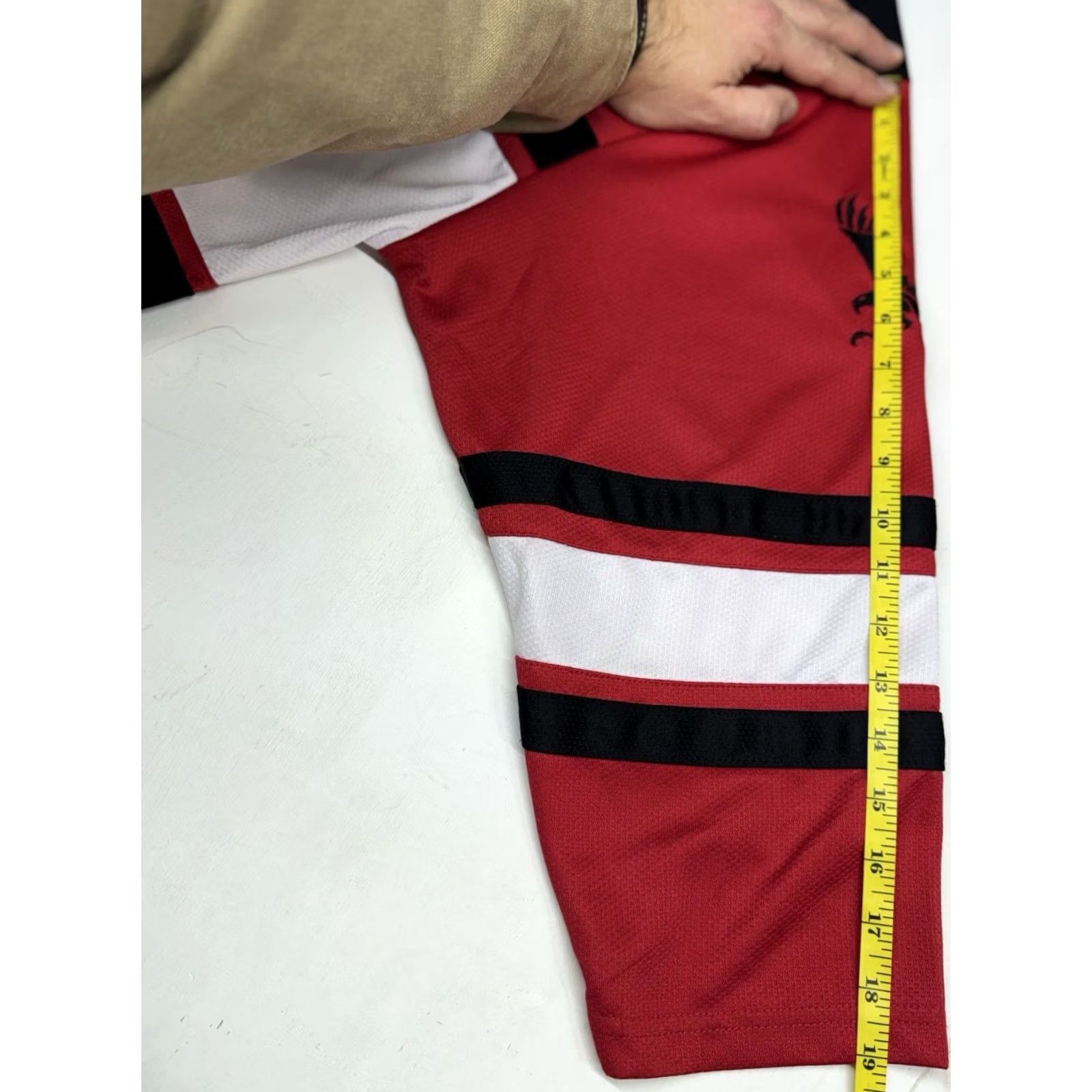 Vintage Eastern Washington Eagles Colosseum Hockey Jersey Red XL Mens Size US XL / EU 56 / 4 - 6 Thumbnail