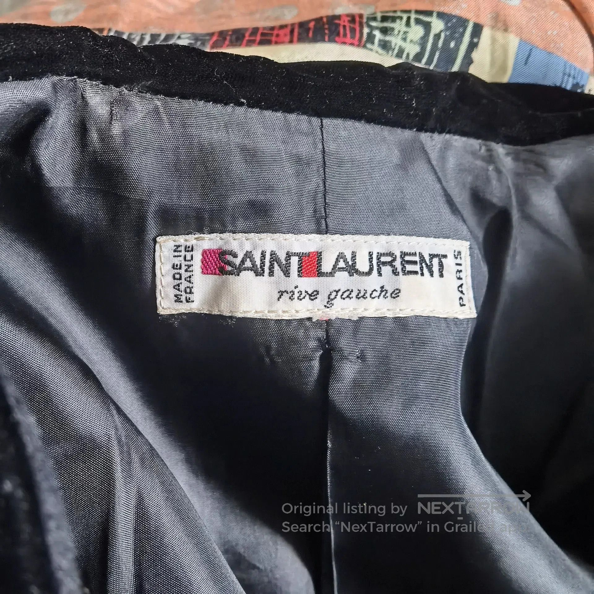 Saint Laurent Paris 1980s Yves Saint Laurent Velvet Blazer. Size S / US 4 / IT 40 - 8 Thumbnail