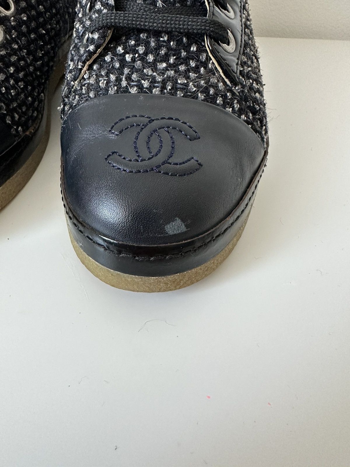 Chanel Chanel Tweed Leather Cap Toe CC Logo Lace Up Ankle Boots Size US 6 / IT 36 - 4 Thumbnail