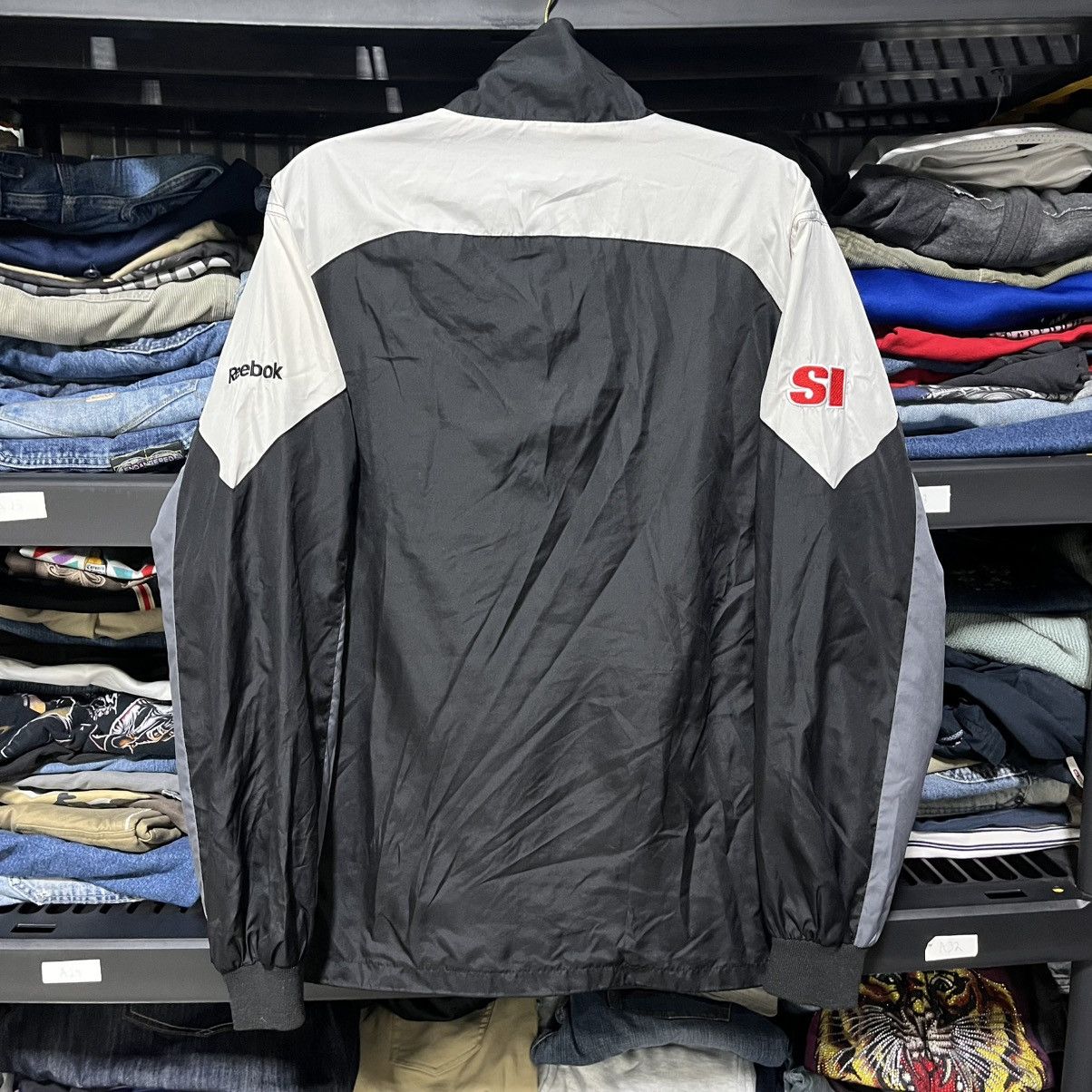 NFL VINTAGE OAKLAND RAIDERS FULL ZIP WINDBREAKER JACKET LARGE Size US L / EU 52-54 / 3 - 7 Thumbnail