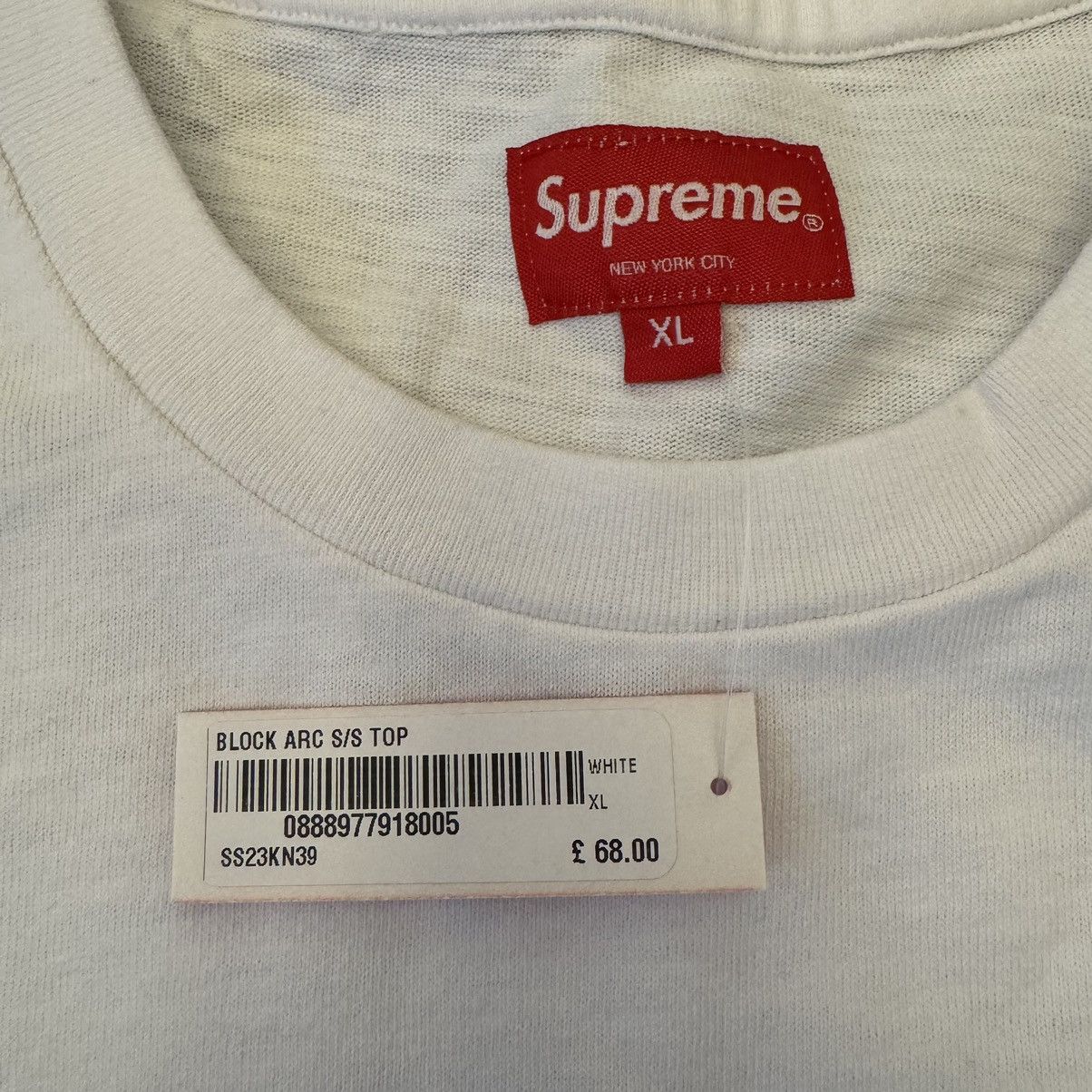 Supreme Supreme Block Arc T-Shirt Size US XL / EU 56 / 4 - 5 Thumbnail