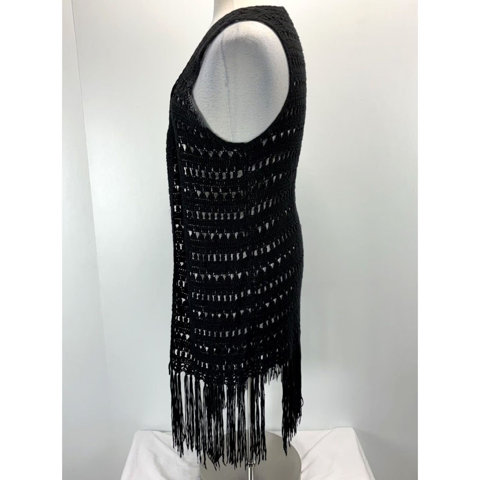 Vintage Dani Collection Vest Crochet Fringe Black Women’s Small Festival Boho Hippie Duster Sleeveless Open Front Casual Travel Vintage No Size S / US 4 / IT 40 - 2 Thumbnail
