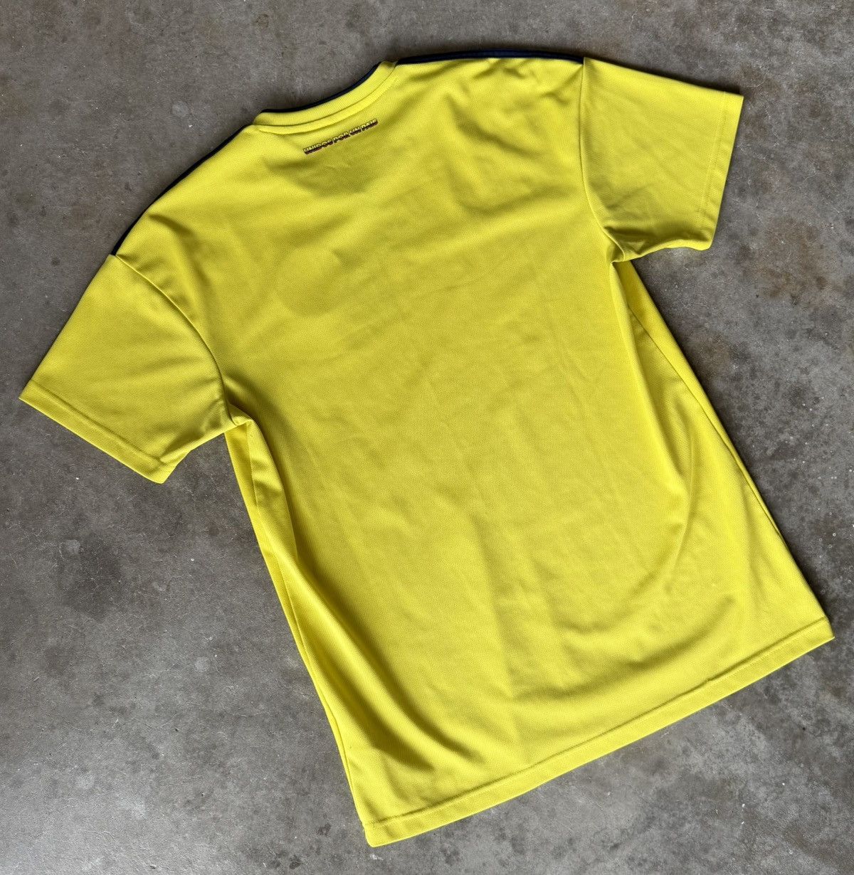 Adidas × Vintage Colombia Soccer Jersey Size Medium Size US M / EU 48-50 / 2 - 3 Thumbnail