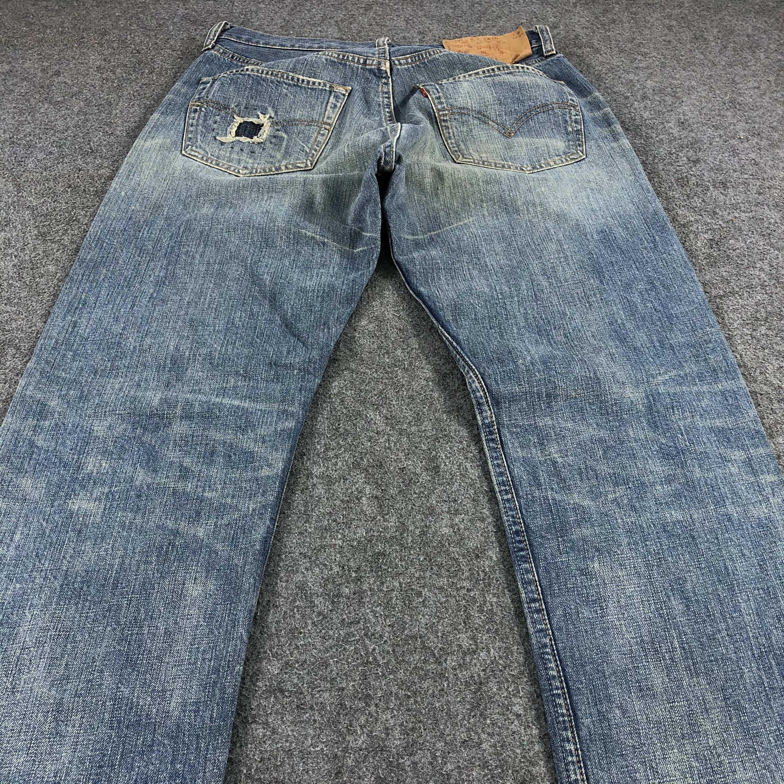 Levi's Vintage Levi's 501 Jeans Stone Wash Distressed Denim KJ347 Size US 30 / EU 46 - 4 Thumbnail