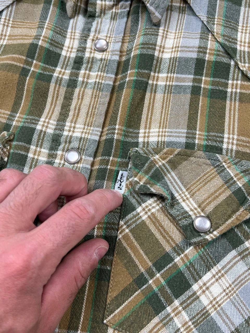 Levi's Vintage Clothing VINTAGE LEVIS Western Wear flannel shirt size Large Size US L / EU 52-54 / 3 - 4 Thumbnail