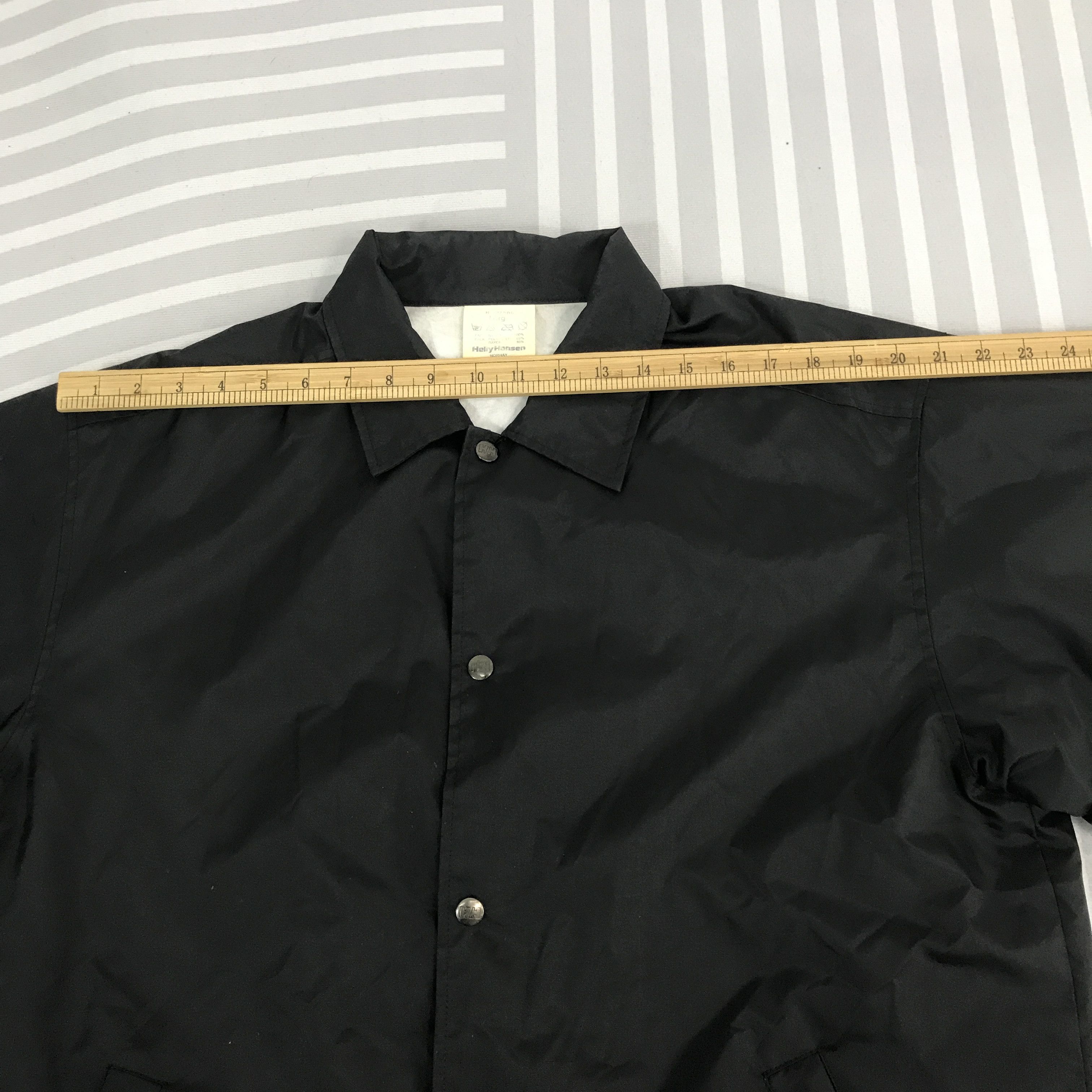 Helly Hansen × Vintage Vintage Helly Hansen Windbreaker Snap button Jacket Size US L / EU 52-54 / 3 - 5 Thumbnail