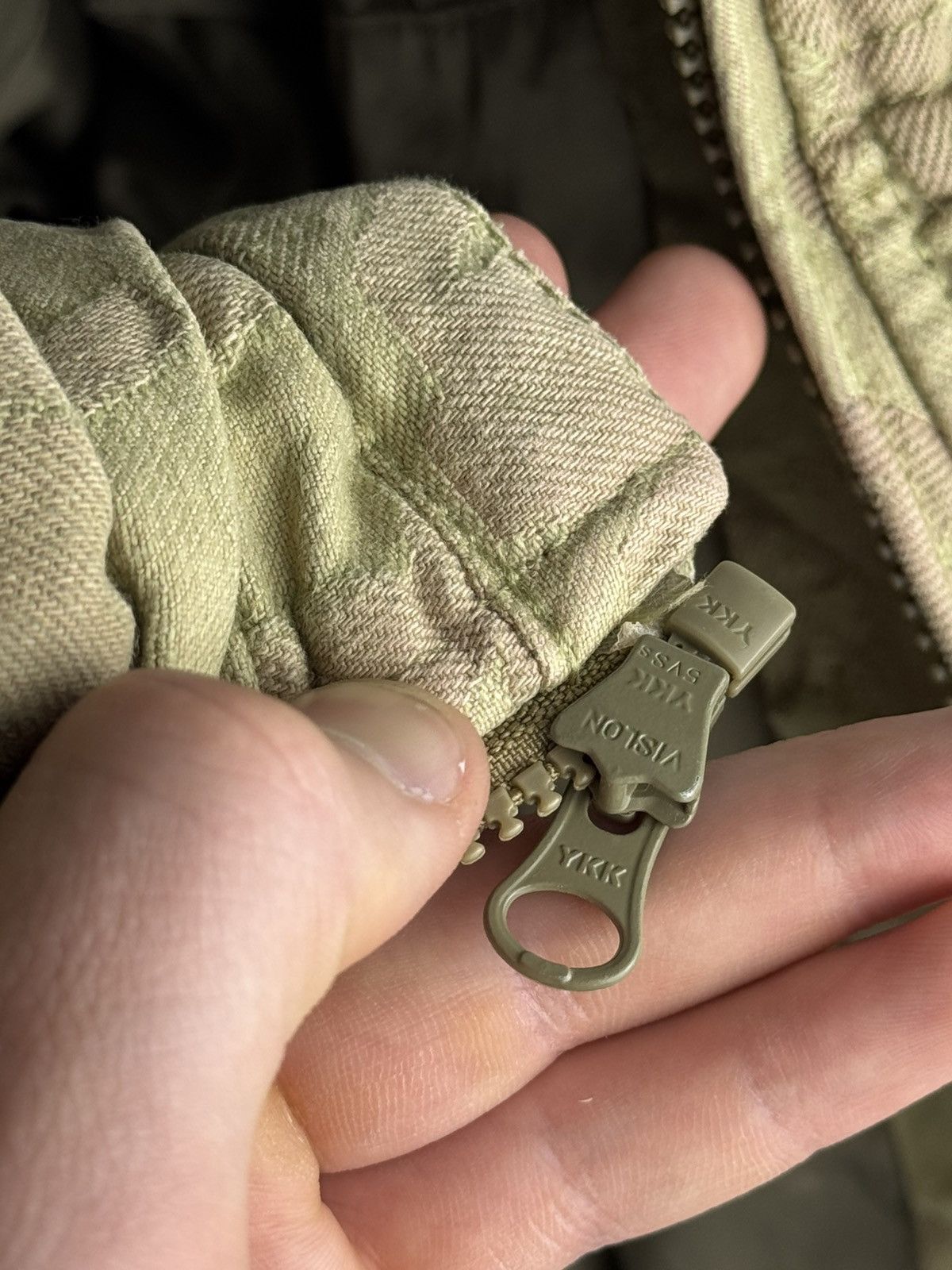 Supreme 🇺🇸 Supreme SS22 Fat Tip Jacquard Denim Puffer Jacket Olive Size US M / EU 48-50 / 2 - 10 Thumbnail