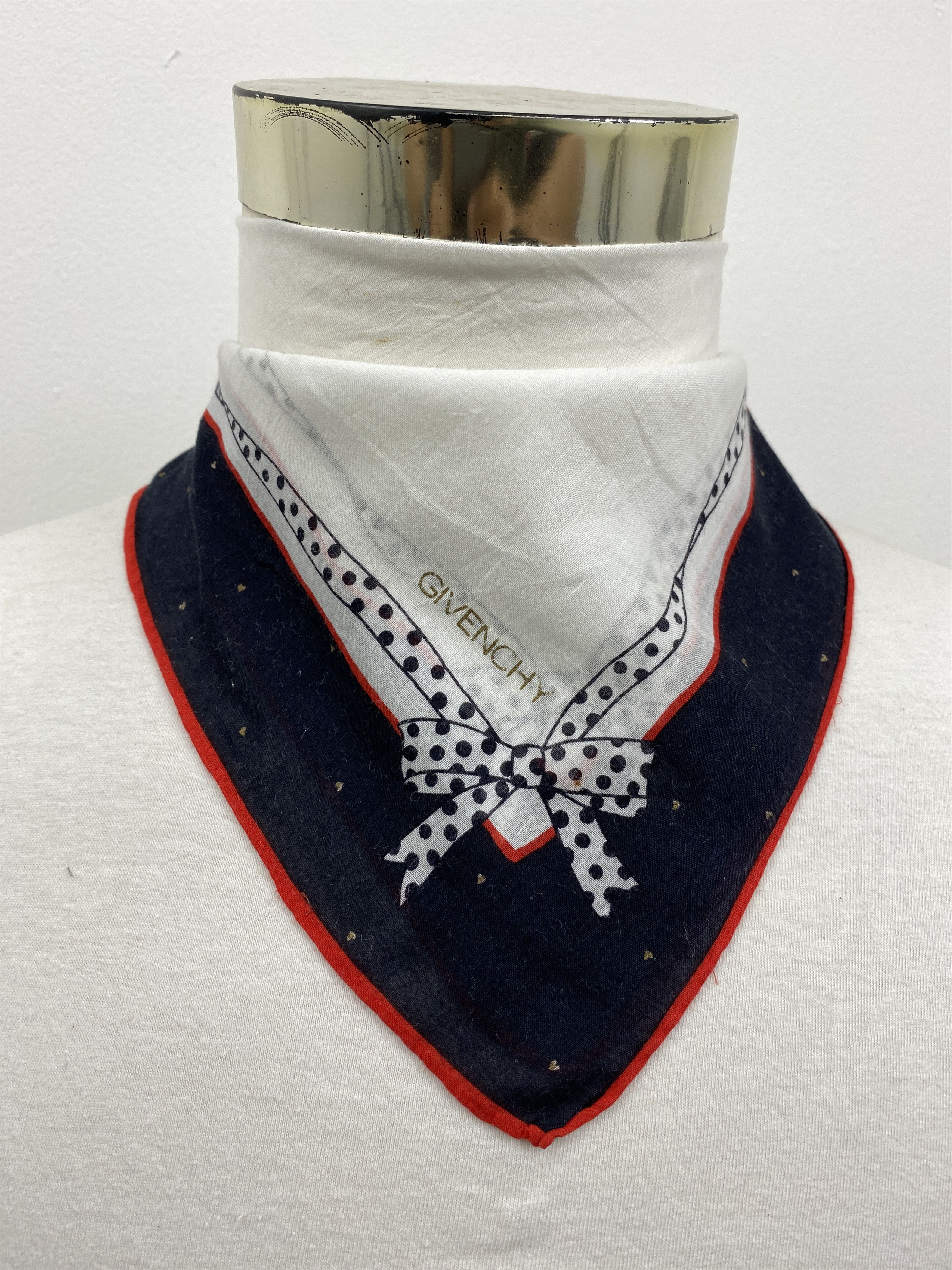 Givenchy Givenchy Bandana / Handkerchief HKC0393 Size ONE SIZE - 2 Thumbnail