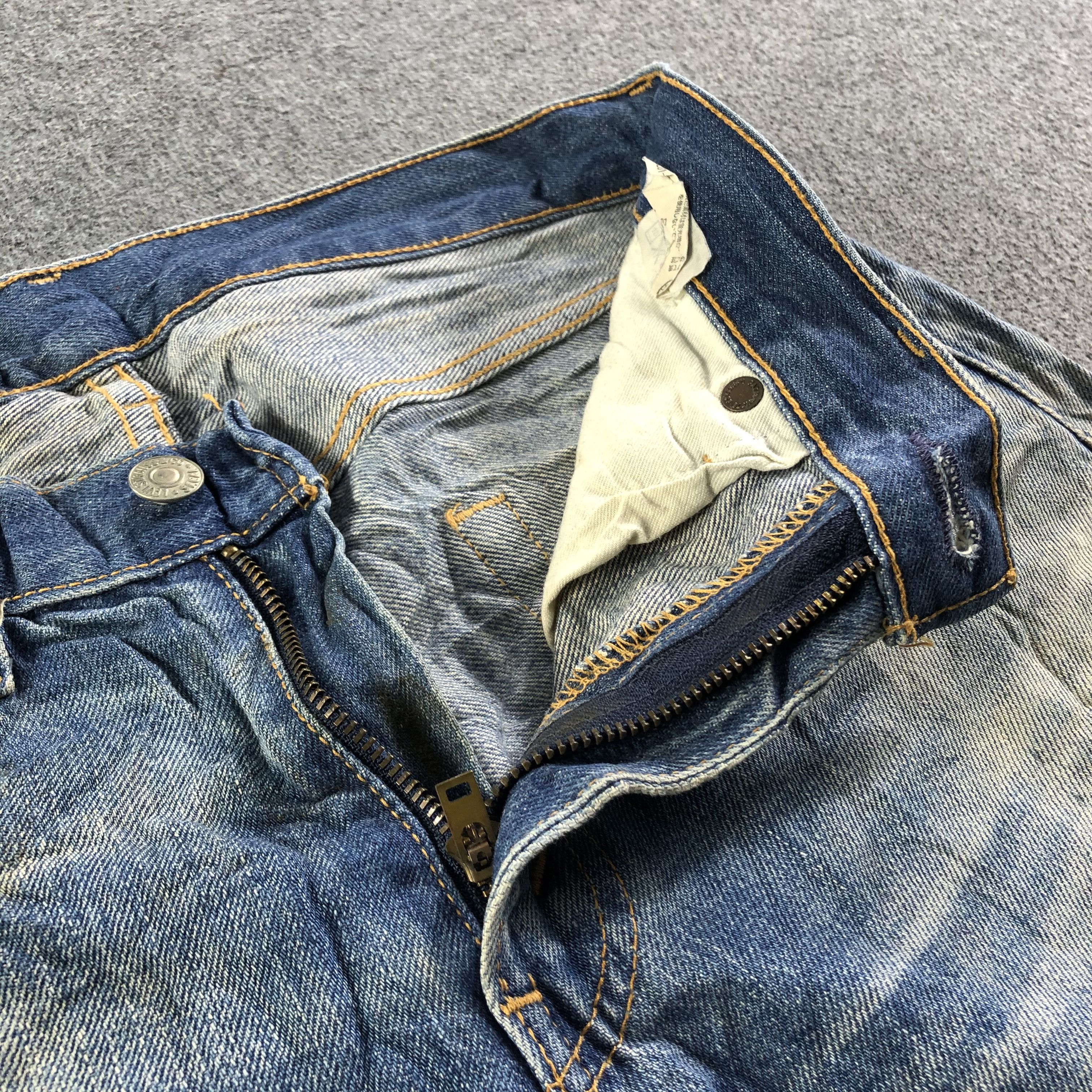 Levi's Vintage Blue Wash Levis 505 Jeans-J3588 Size 31" - 8 Thumbnail