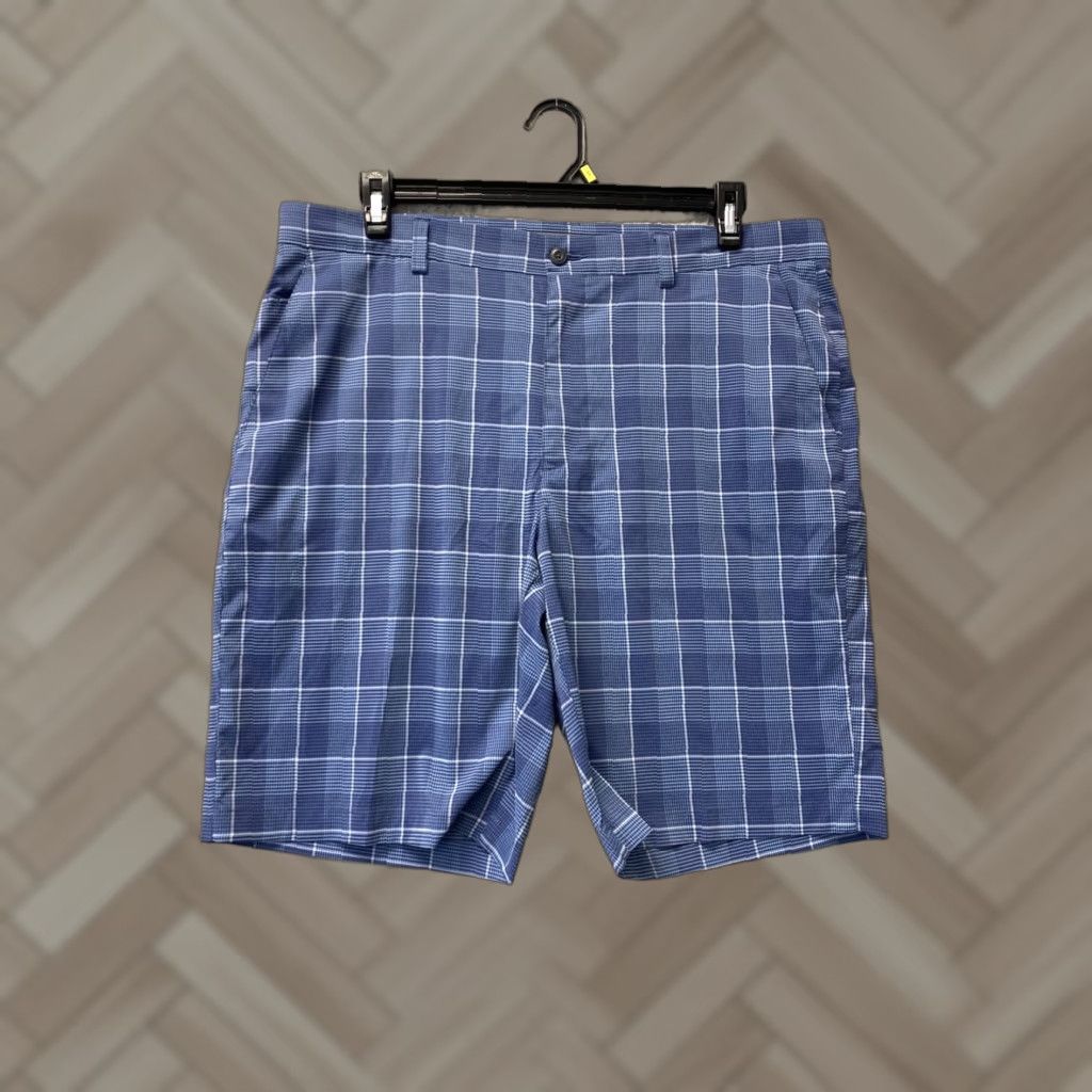 PGA Tour PGA TOUR Chino Shorts Mens 38 Blue Plaid Flat Front Golf Bermuda Bermuda Chino Shorts 38 Blue Plaid / 98-7 Size US 38 / EU 54 - 1 Thumbnail