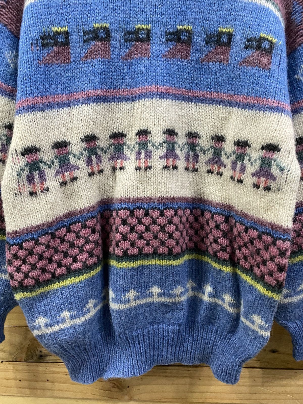 Homespun Knitwear Vintage knitwear Size US M / EU 48-50 / 2 - 3 Thumbnail