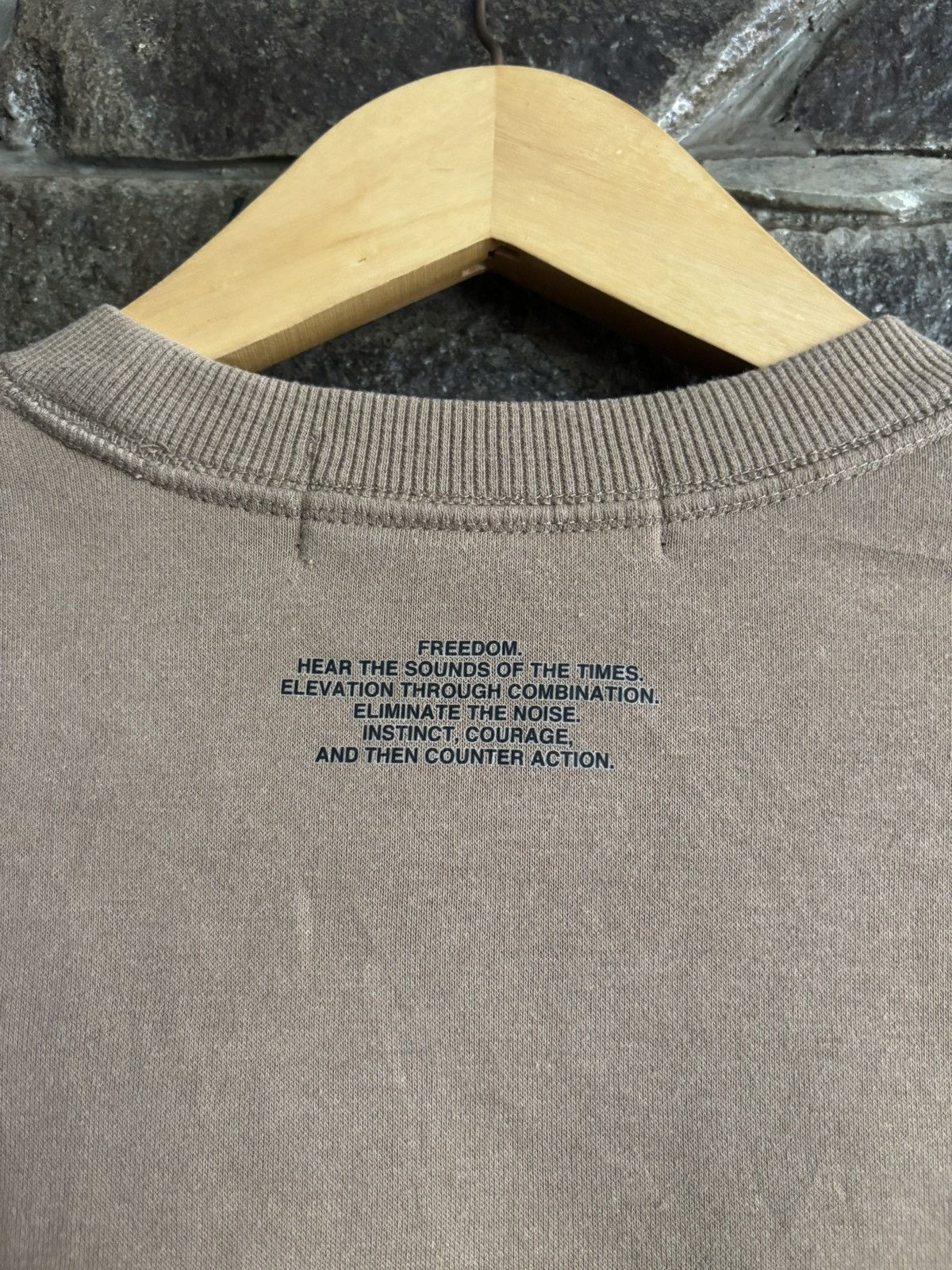 Undercover GU x Undercover Jun Takahashi Freedom Crewneck Size US S / EU 44-46 / 1 - 4 Thumbnail