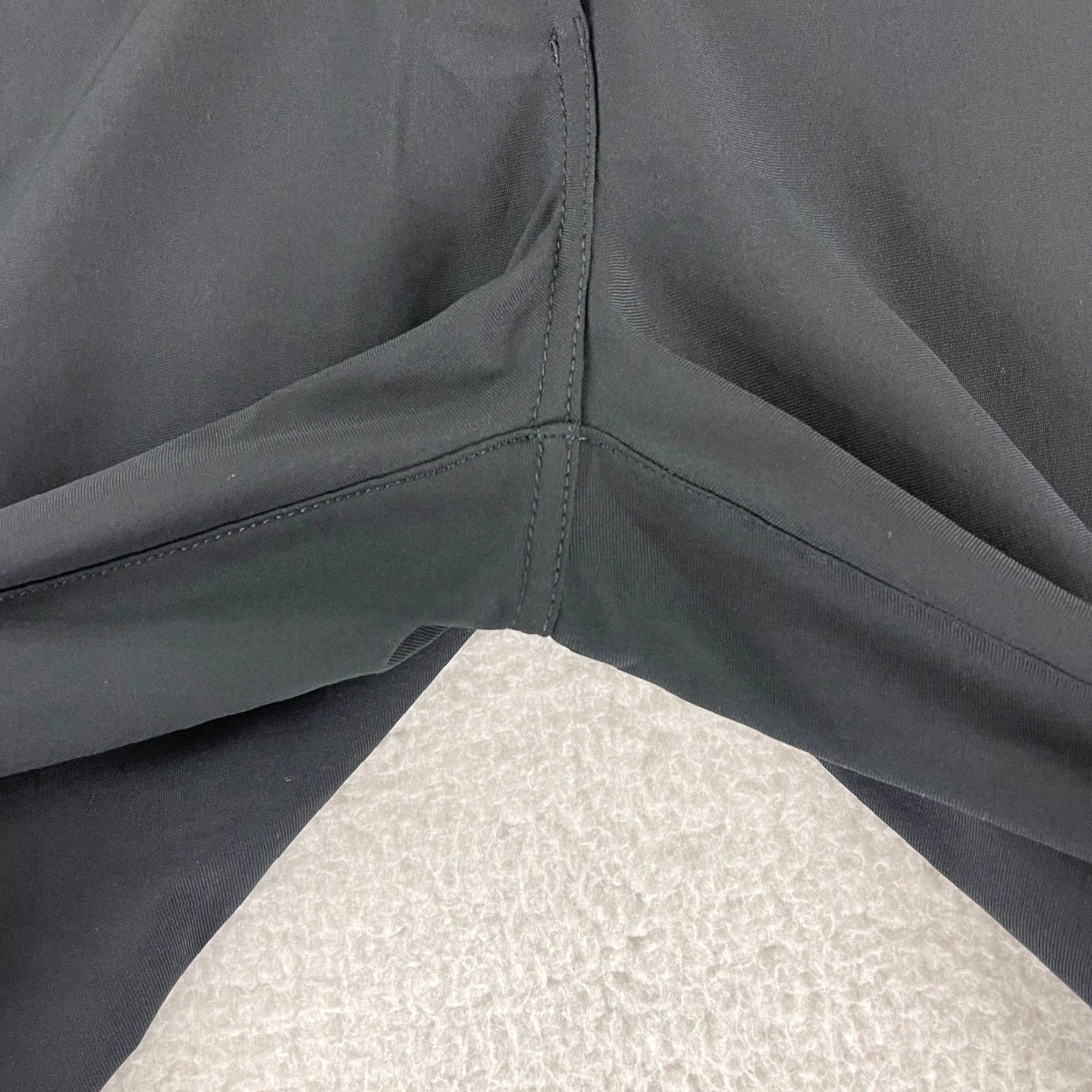 Lululemon Lululemon Black Classic Fit 5 Pocket Pants Mens Medium 2? 3? 4? Size US 31 - 7 Thumbnail