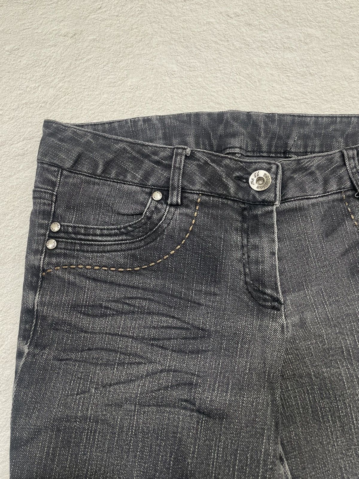 If Six Was Nine 2000s Star Patch Jeans y2k Style Size US 30 / EU 46 - 4 Thumbnail