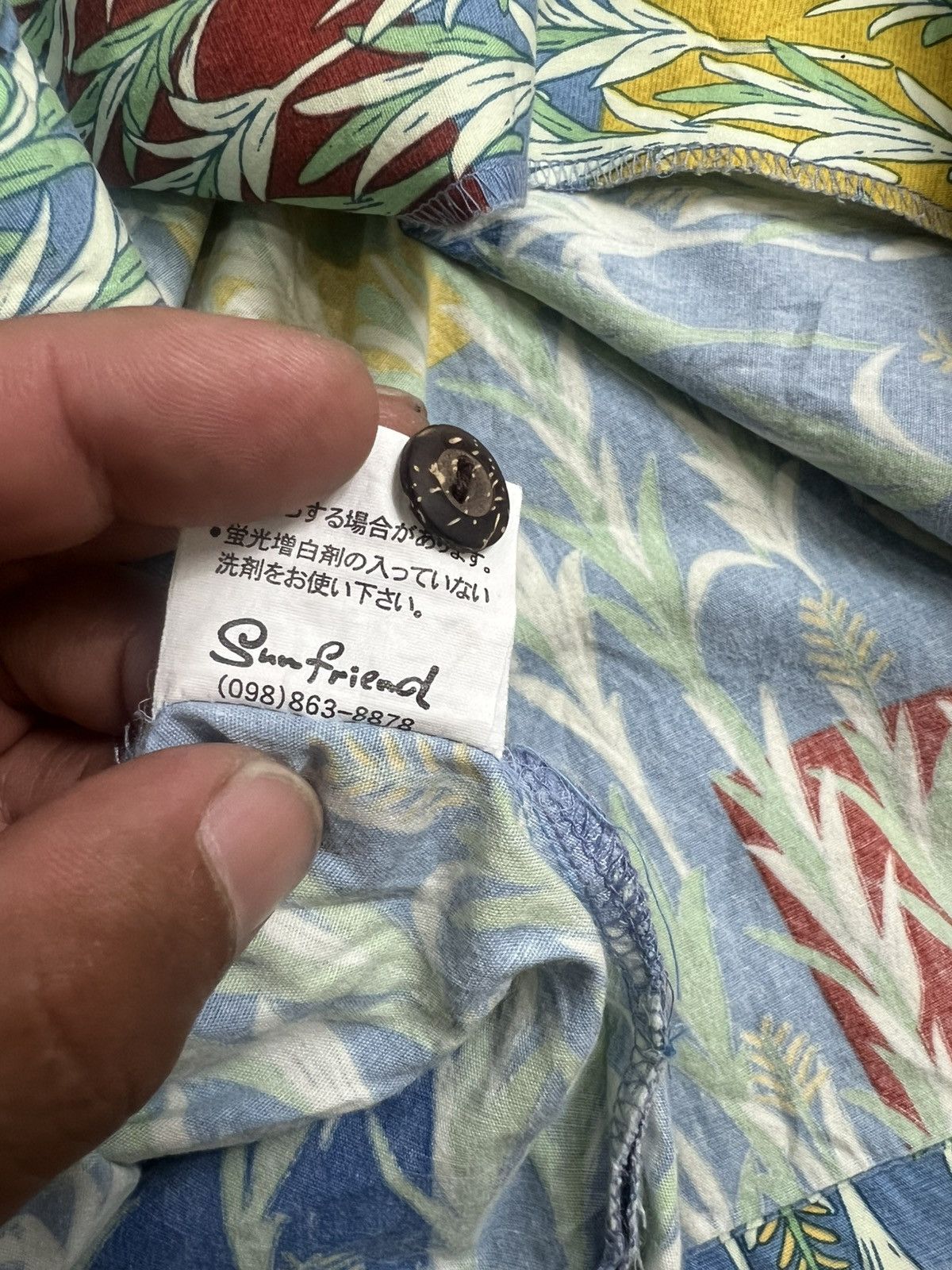 Japanese Brand Rare Sun Friend Okinawa "Kariyushi" Aloha Shirt Size US L / EU 52-54 / 3 - 10 Thumbnail
