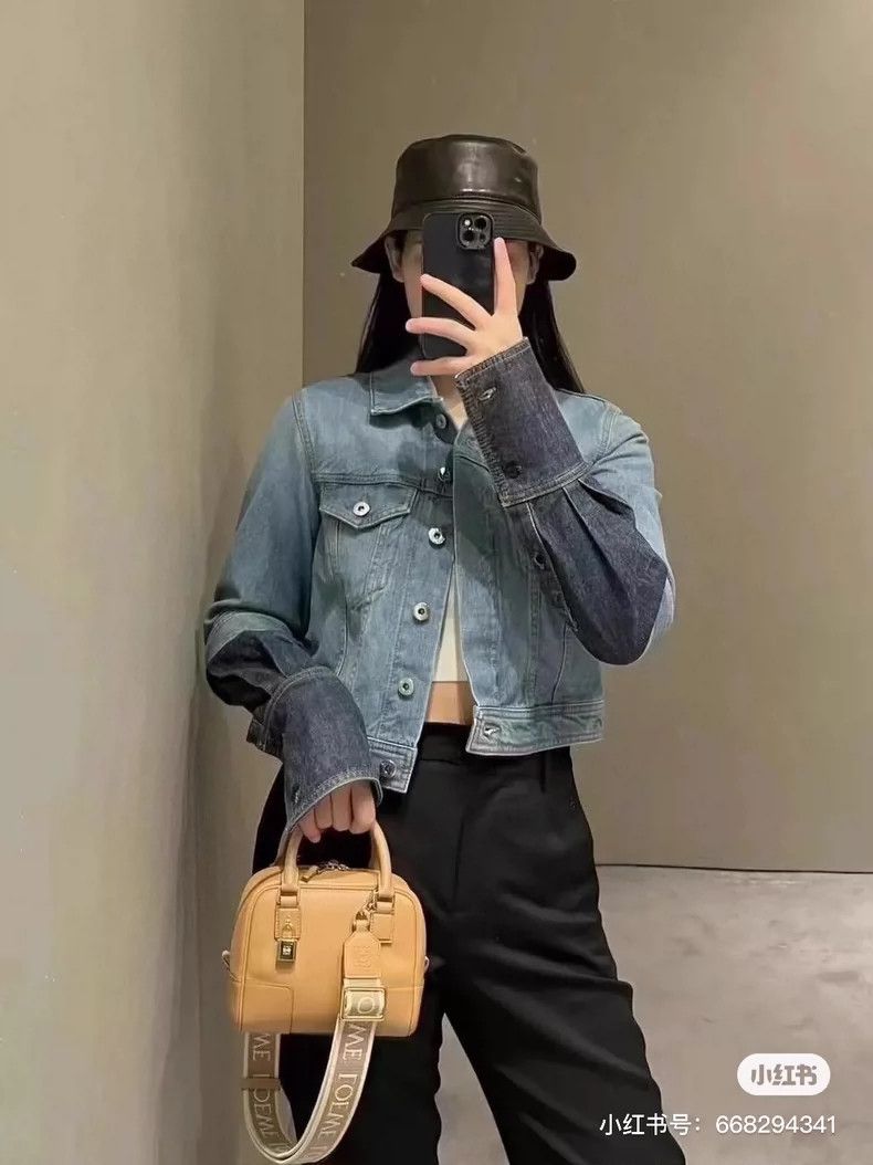 Loewe loewe Cropped panelled denim jacket 2506-Nextarrow Size XS / US 0-2 / IT 36-38 - 1 Thumbnail