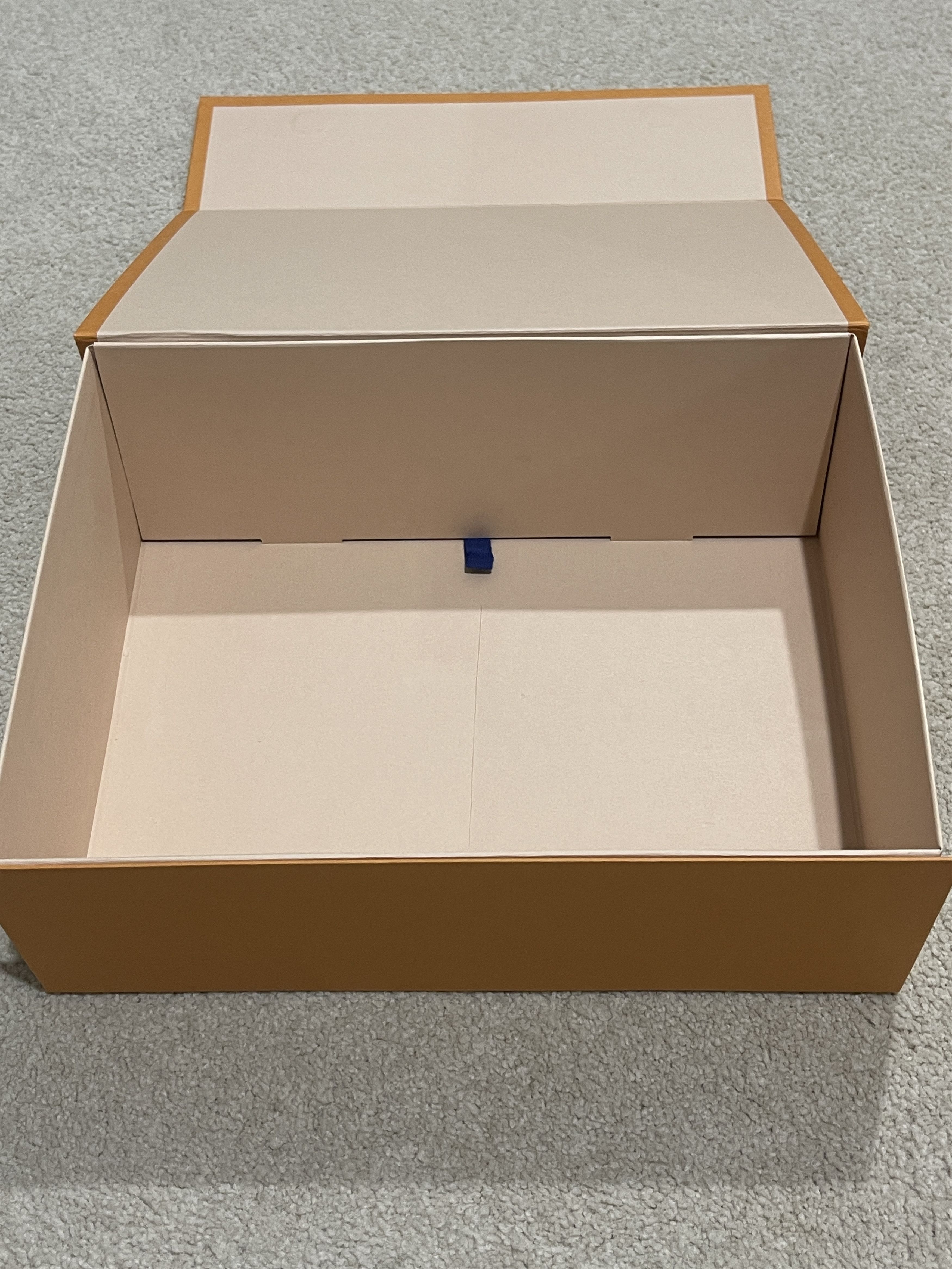 Louis Vuitton Louis Vuitton Authentic Orange Gift Box - Shopping Box Size ONE SIZE - 4 Thumbnail
