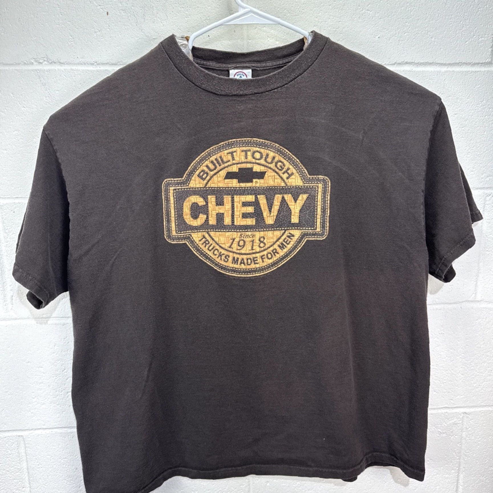 Delta VINTAGE Chevrolet T-Shirt Men 2XL Crew Neck Short Sleeve Brown Logo Retro 90s Size US XXL / EU 58 / 5 - 2 Thumbnail
