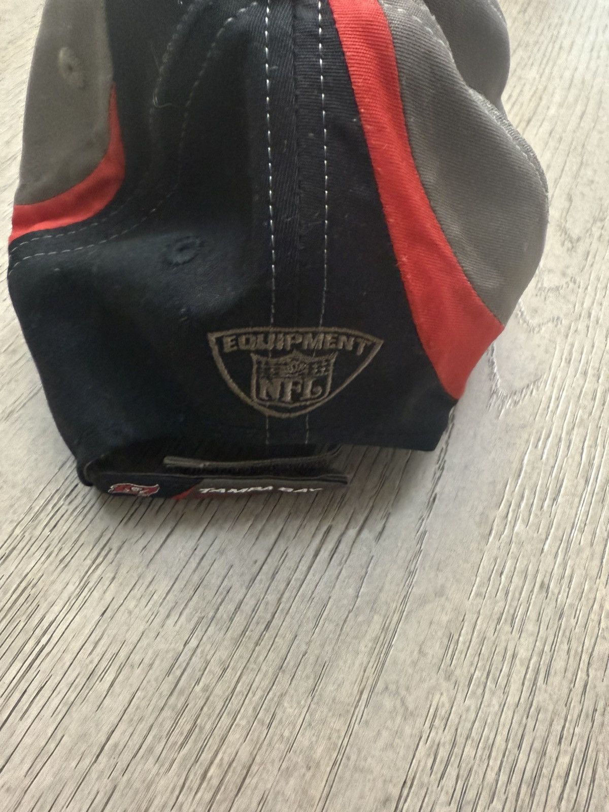 Reebok Tampa Bay Buccaneers NFL Offically Licensed SnapBack Cap Size ONE SIZE - 4 Thumbnail