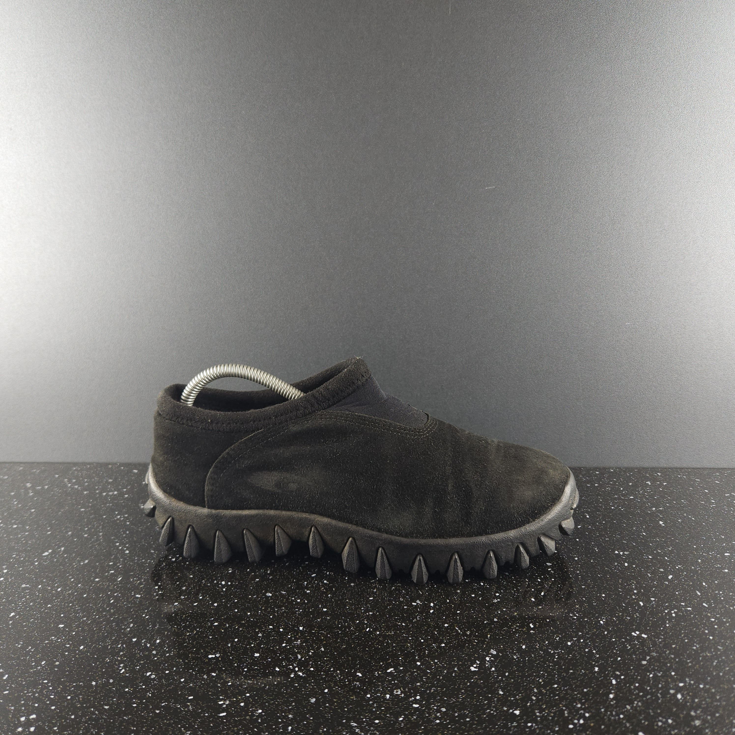 image of Vintage Salomon Black Suede Thinsulate Sneakers, Men's (Size 8.5)