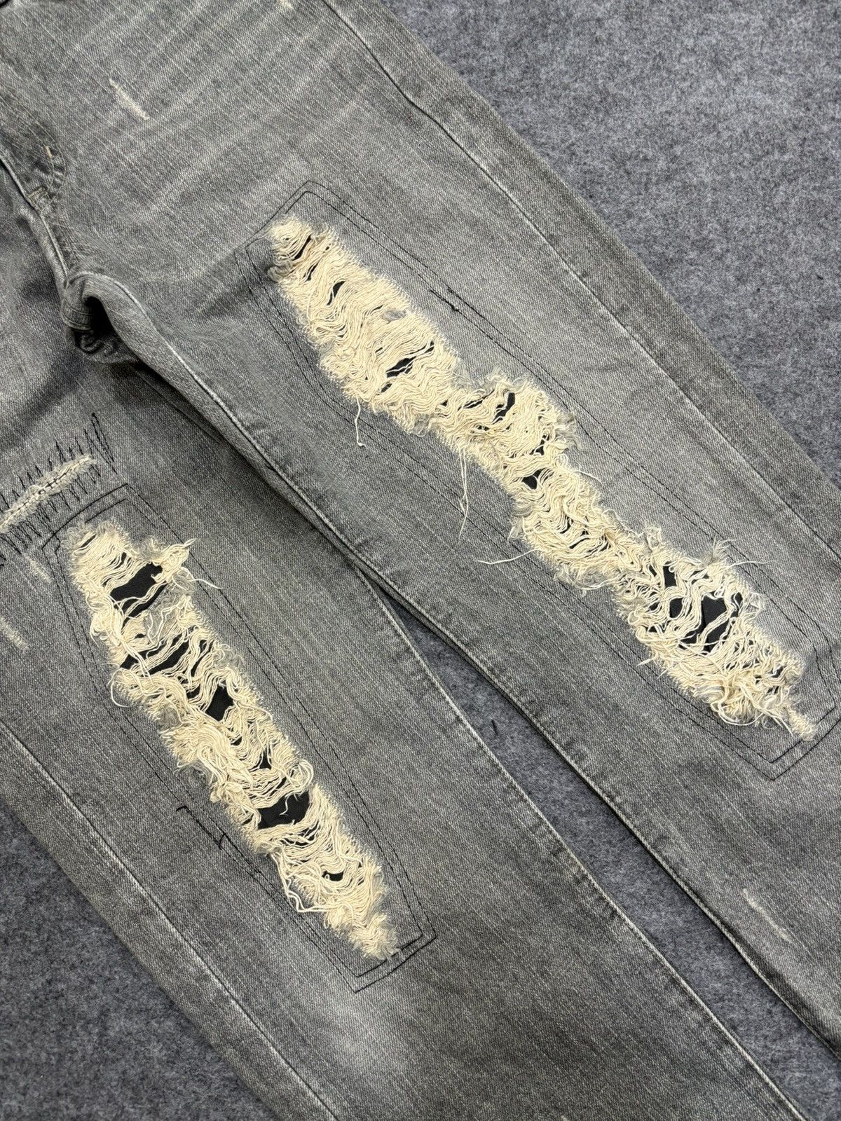 Designer 💥Insane 90s Jean💥LIFE PLUS MUSIC Japan Distressed Denim F550 Size US 31 - 10 Thumbnail