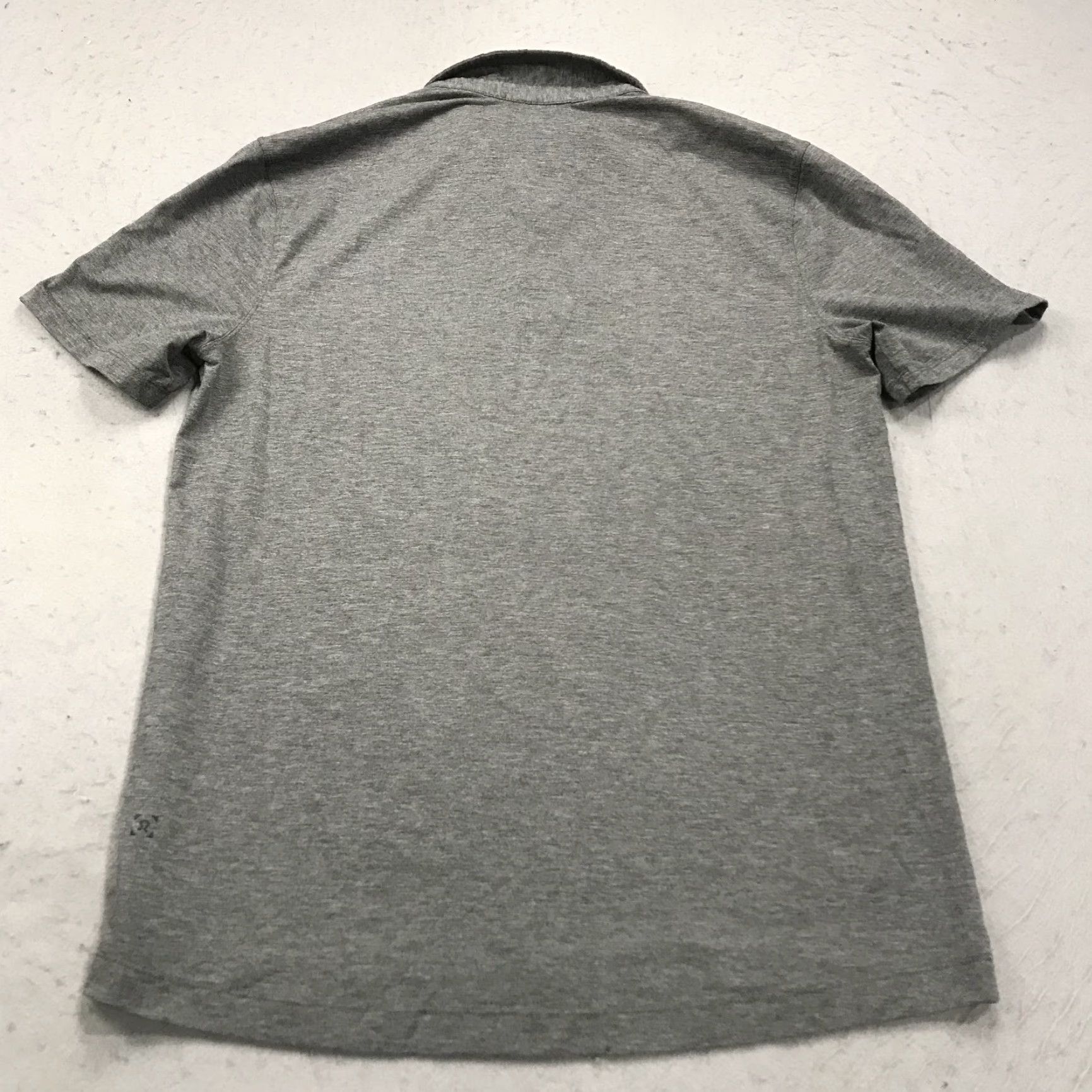 Lululemon Lululemon Polo Shirt Mens M Gray Short Sleeve Polo Sports Modern Classic Golf Activewear shirt Size US M / EU 48-50 / 2 - 5 Thumbnail