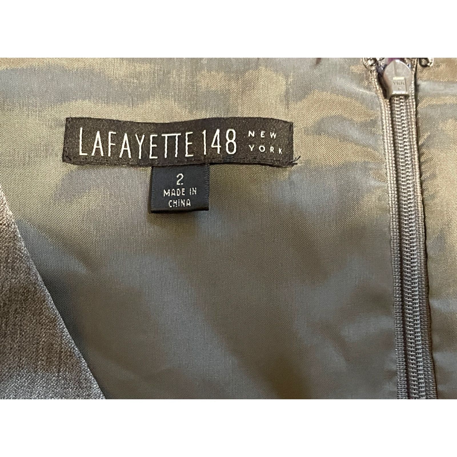 Vintage Lafayette 148 New York Savita Cap-Sleeve Dress Gray Wool Blend Women Sz 2 Knee Length Zip Solid Dress Sheath Cap Sleeve Gray Women 2 Regular Size Size XS / US 0-2 / IT 36-38 - 4 Thumbnail