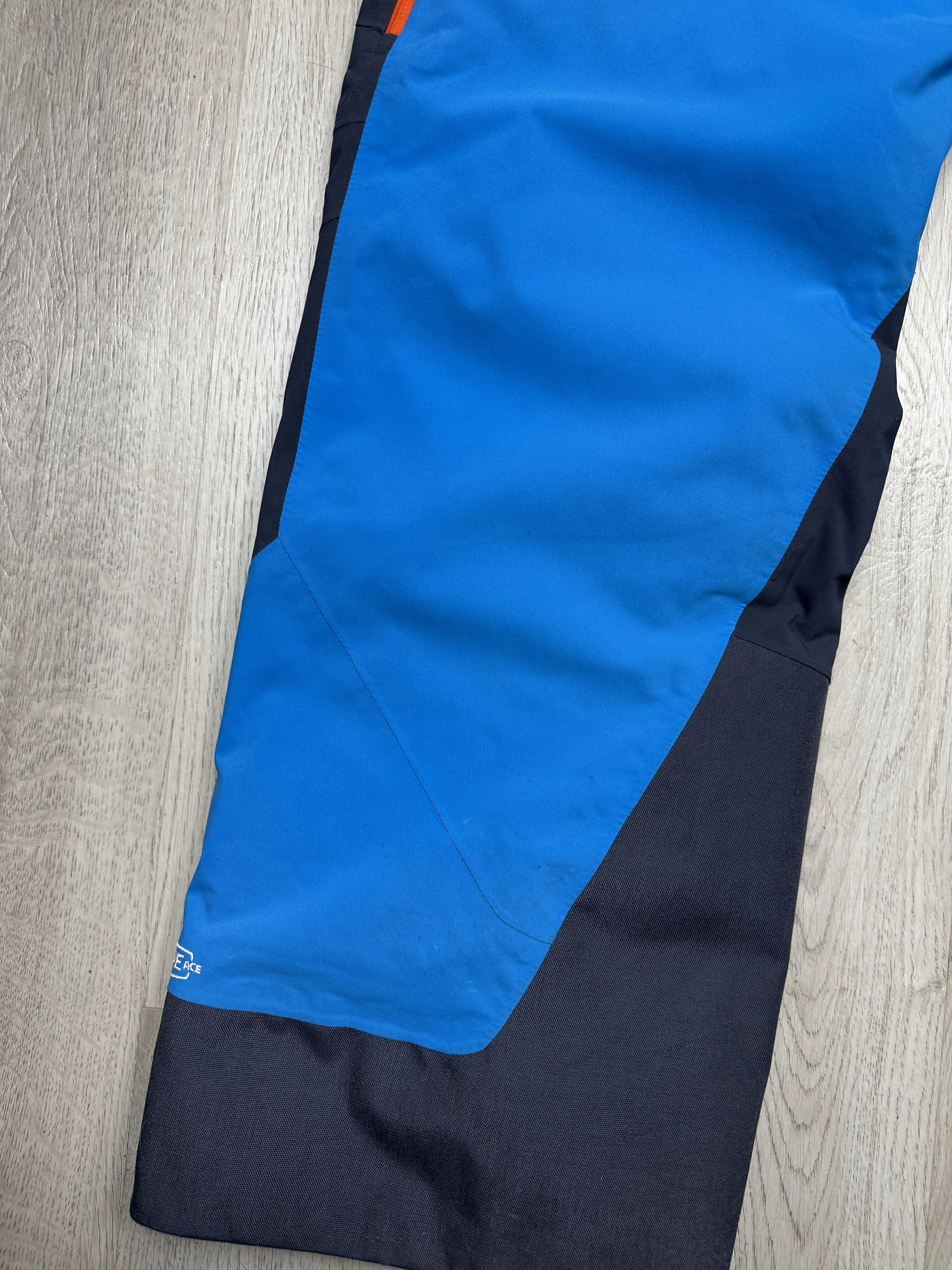Peak Performance Peak Performance Mens Gore Tex Ski Snowboard Pants Size US 30 / EU 46 - 12 Thumbnail