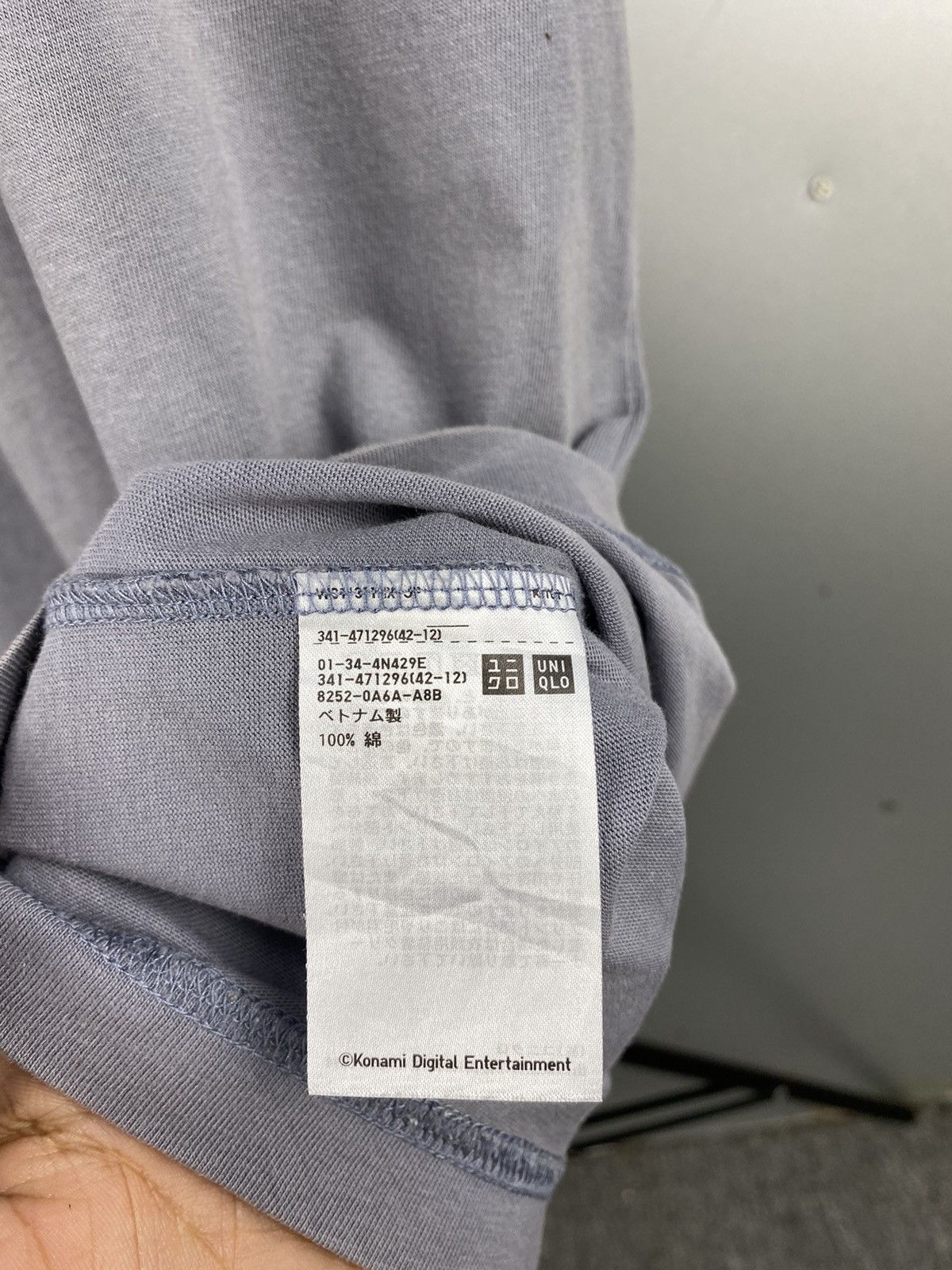 Japanese Brand × Uniqlo Uniqlo Metal Gear UT Archive Re-releases 25th Anniversary Size US XL / EU 56 / 4 - 6 Thumbnail