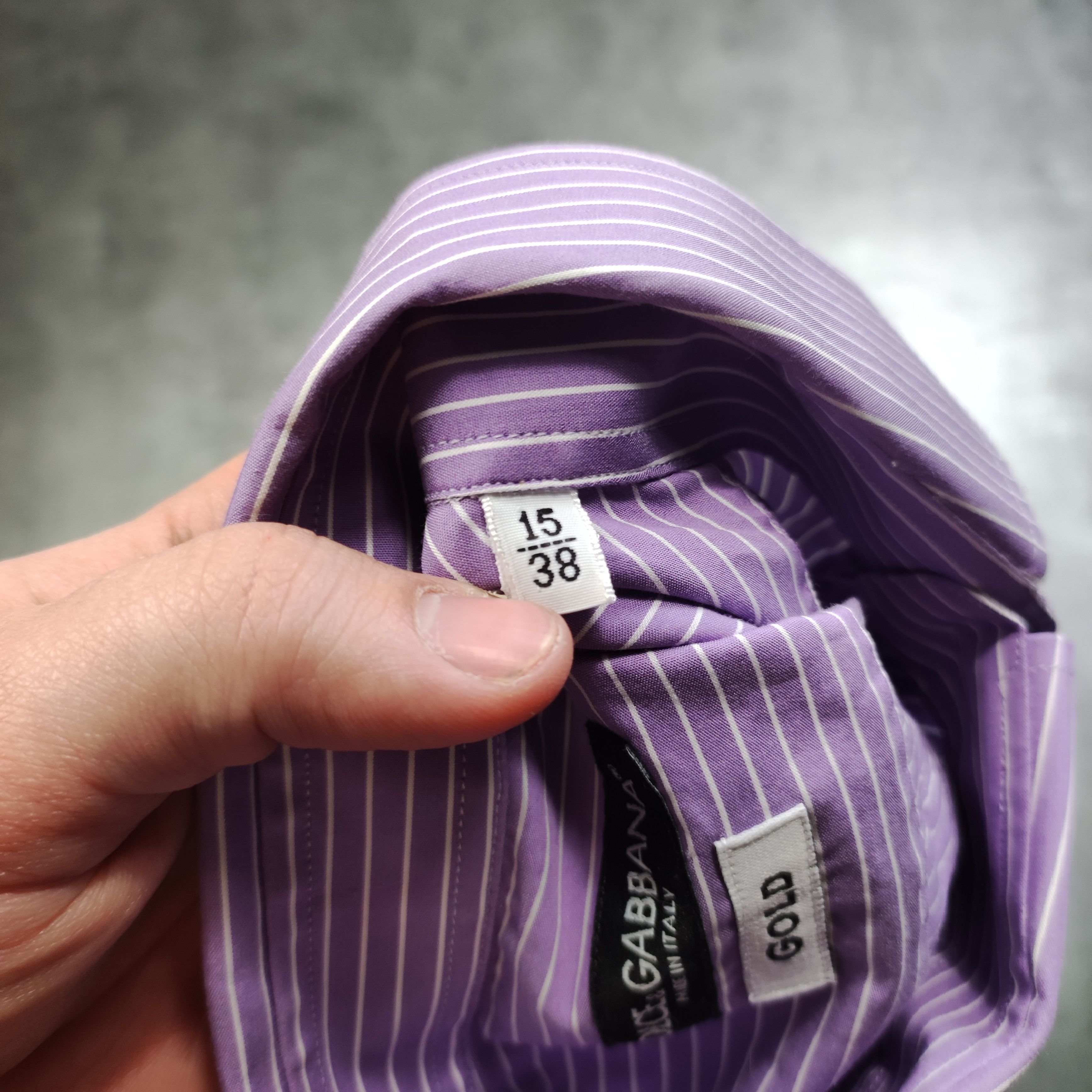 Dolce & Gabbana RARE Dolce & Gabbana Gold Luxury Purple Striped Logo Shirt Size US S / EU 44-46 / 1 - 7 Thumbnail