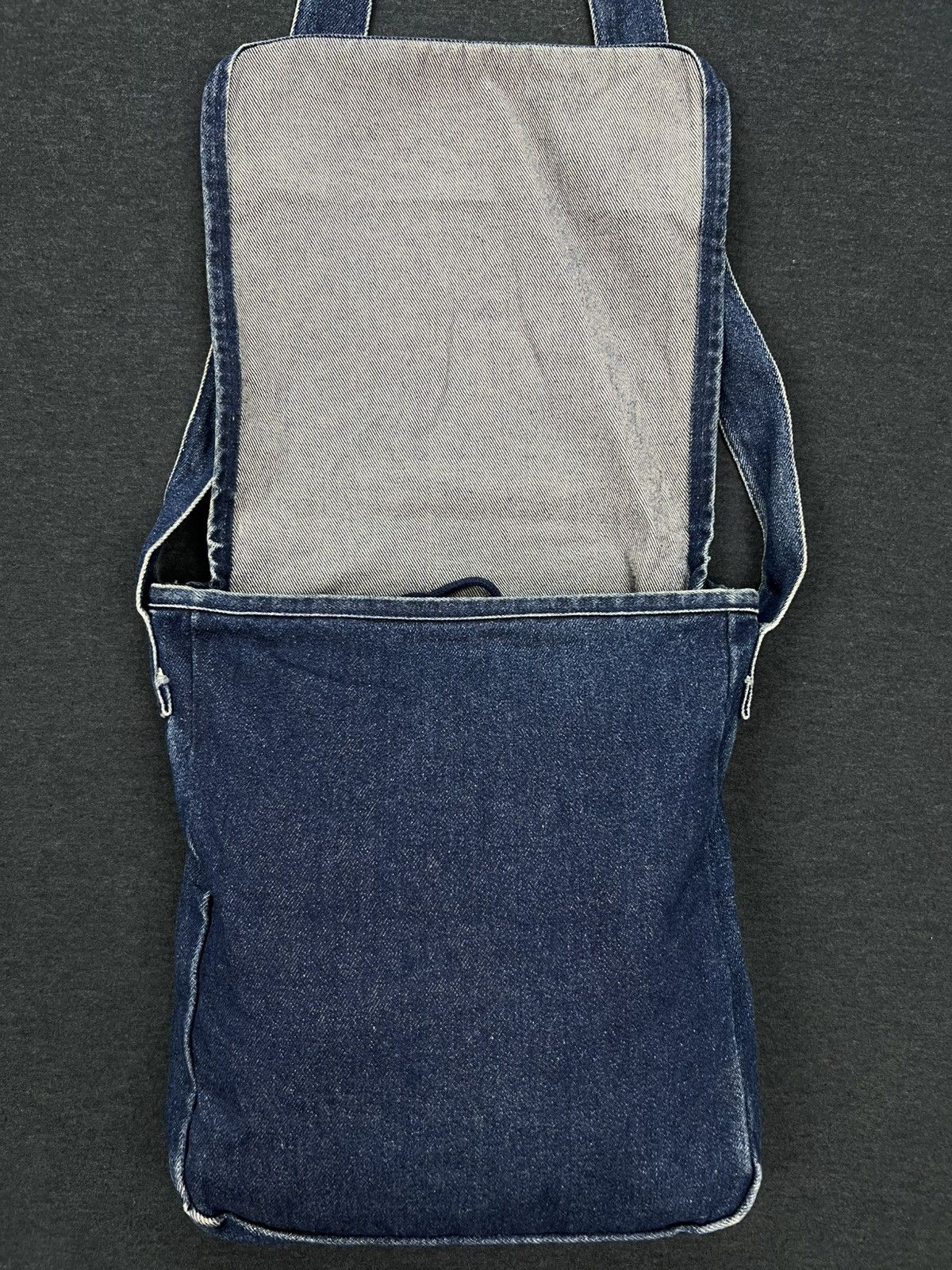 Japanese Brand Olive des Olive Denim Sling Bag Size ONE SIZE - 5 Thumbnail
