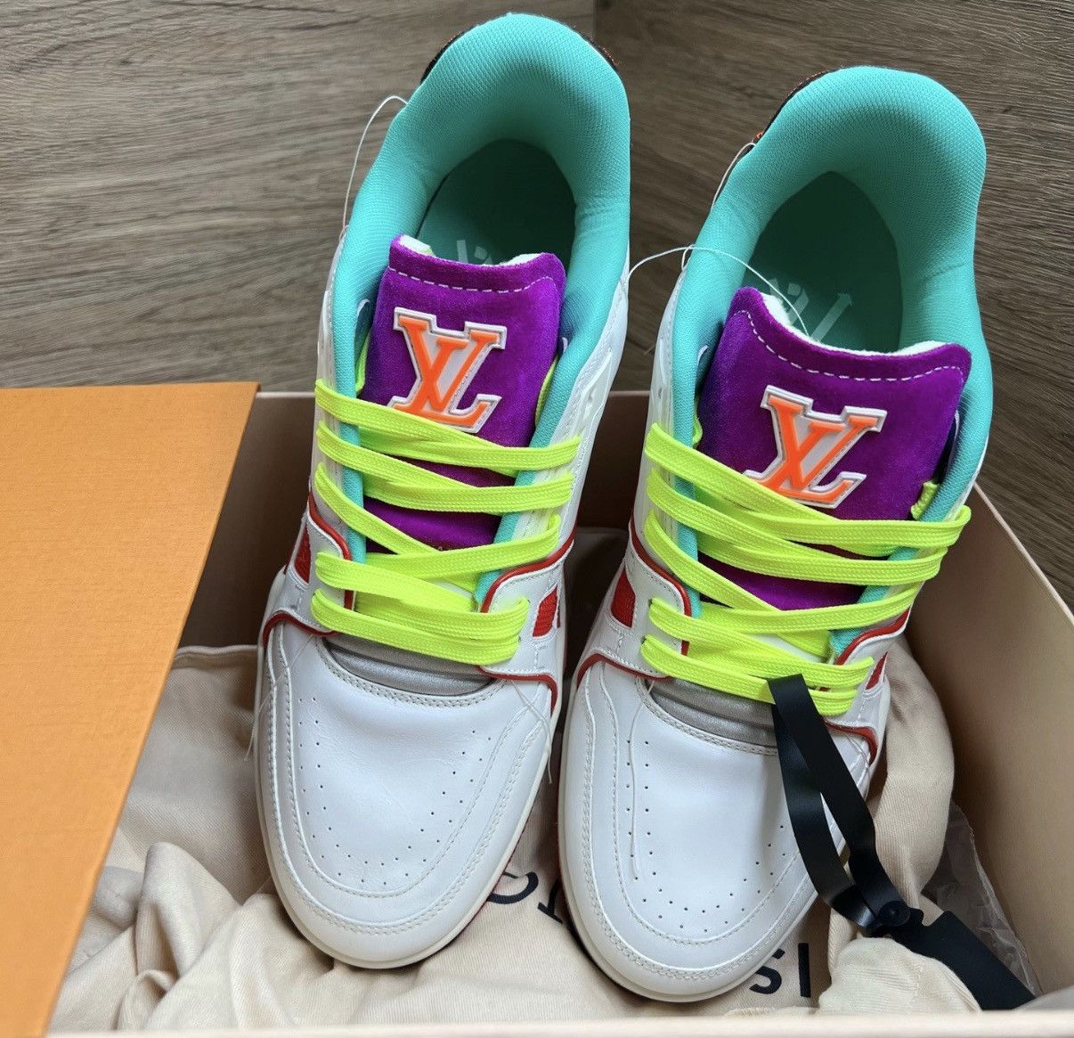Louis Vuitton Louis Vuitton Trainer France Limited Sneakers J41 Size US 8.5 / EU 41-42 - 3 Thumbnail