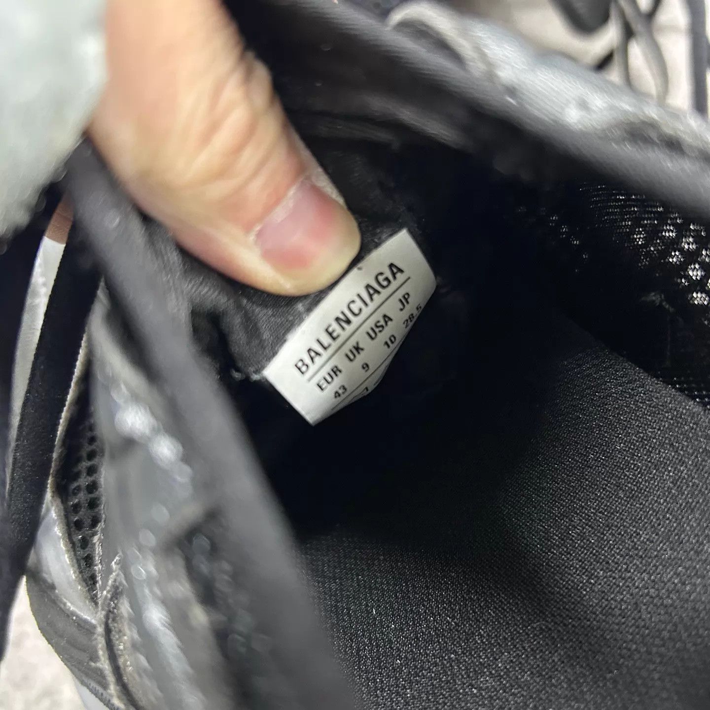 Balenciaga Balenciaga 16XL Thick Sole Dad Shoe 43 New Unused Size US 10 / EU 43 - 7 Thumbnail