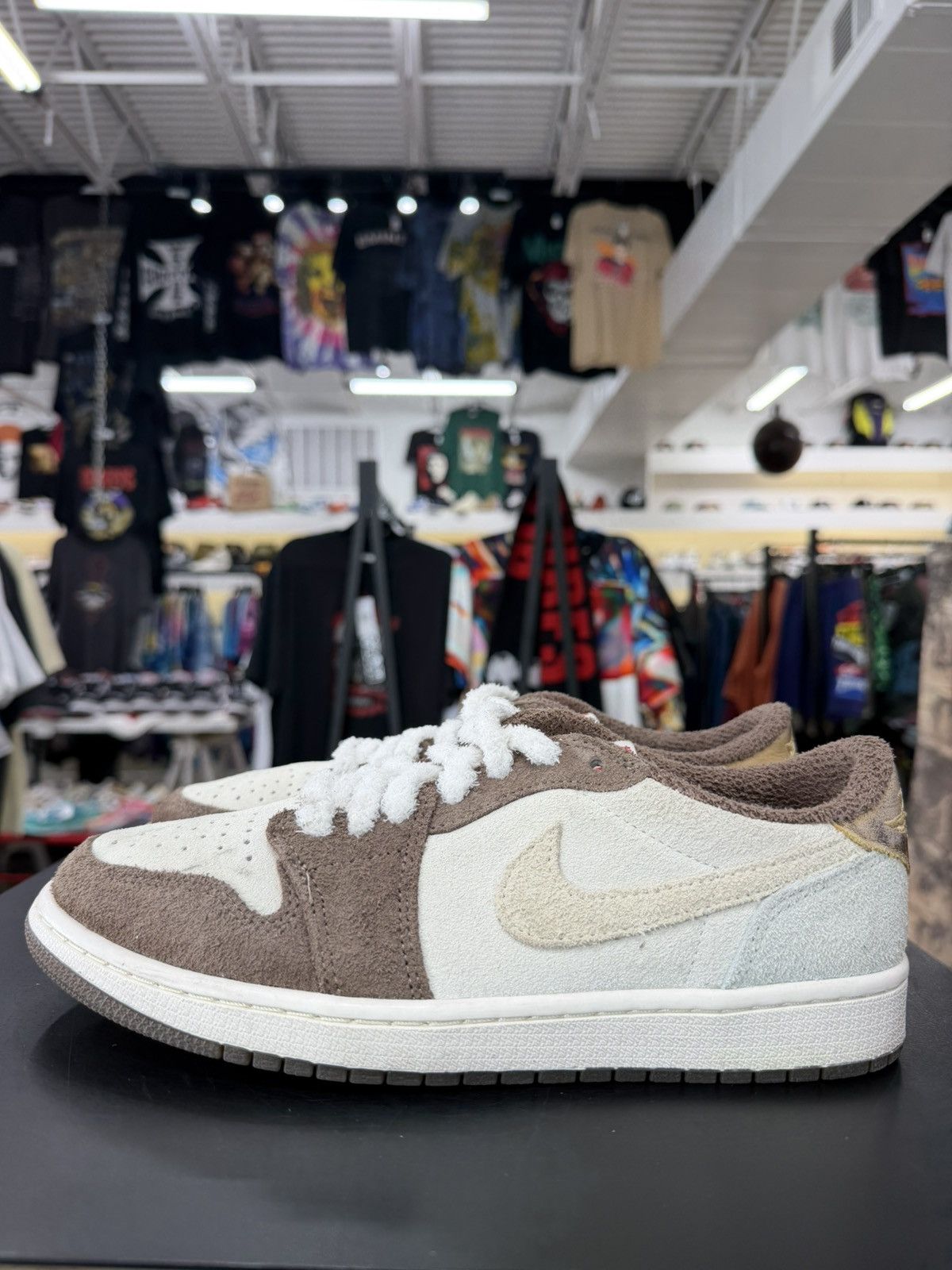 Jordan Brand Jordan 1 Low Year of the Rabbit Size 8.5 (2023) Size US 8.5 / EU 41-42 - 7 Thumbnail