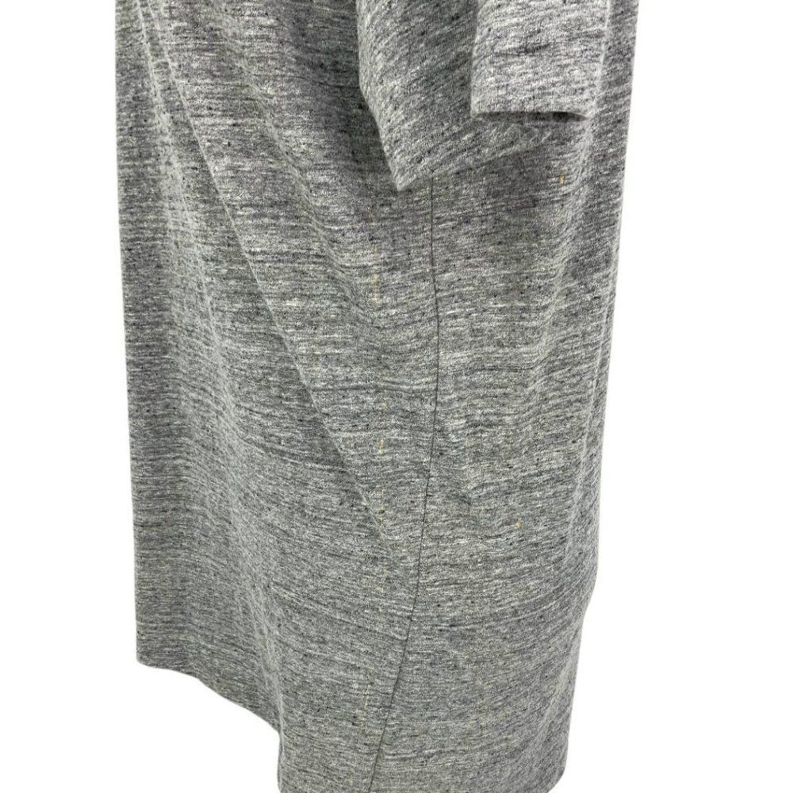 Marine Layer Marine Layer Short Sleeve V Neck T Shirt Gray Size Medium Size US M / EU 48-50 / 2 - 3 Thumbnail