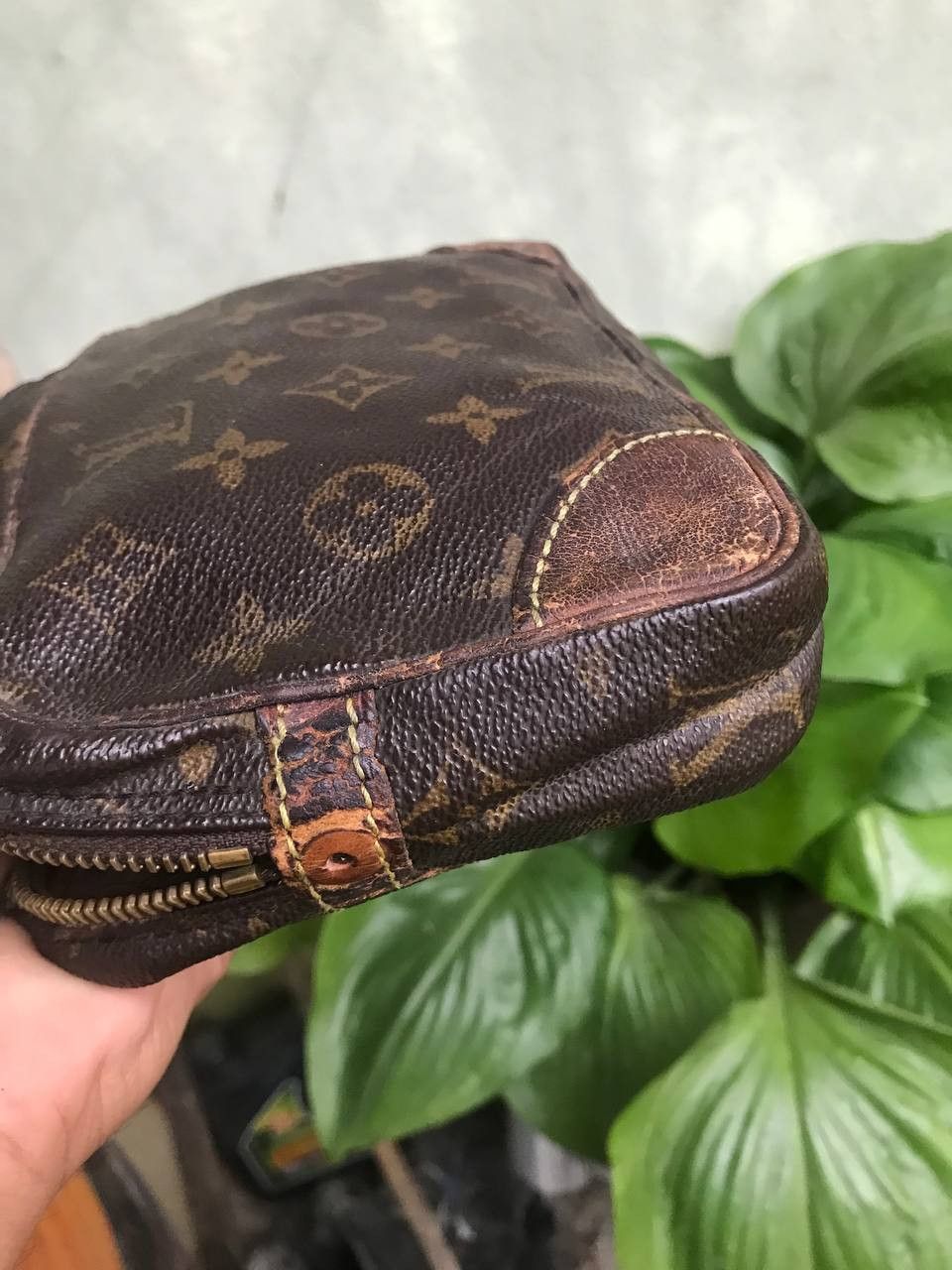 Louis Vuitton × Vintage Louis Vuitton 90s Vintage Cluct Bag Monogram Size ONE SIZE - 11 Thumbnail