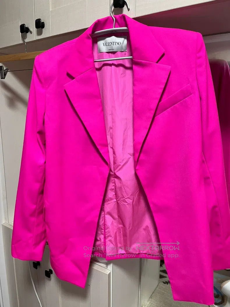 Valentino Valentino blazer Size L / US 10 / IT 46 - 1 Thumbnail