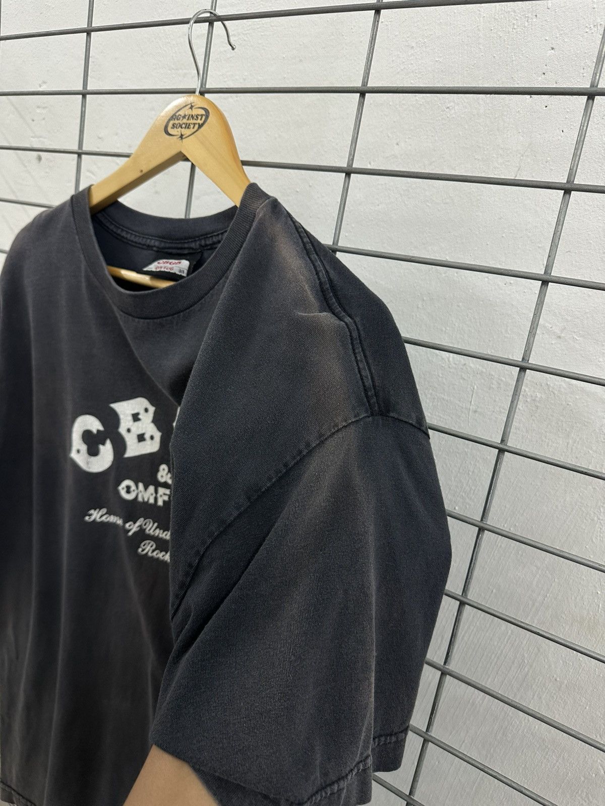Vintage Vintage CBGB & OMFUG Beautiful Sun Faded Tee Size US L / EU 52-54 / 3 - 7 Thumbnail