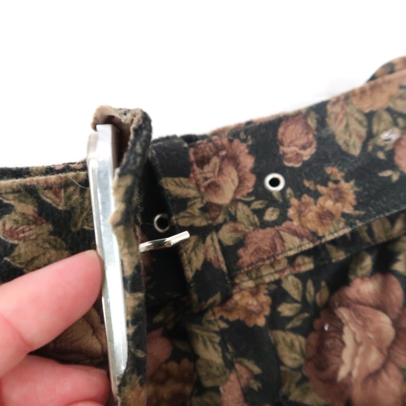 Vintage VINTAGE Tung Yeung Black Brown Floral A-Line Midi Skirt Skirt Women M Floral 80s 90s Fall Spring Winter Womens Size 32" / US 10 / IT 46 - 5 Thumbnail