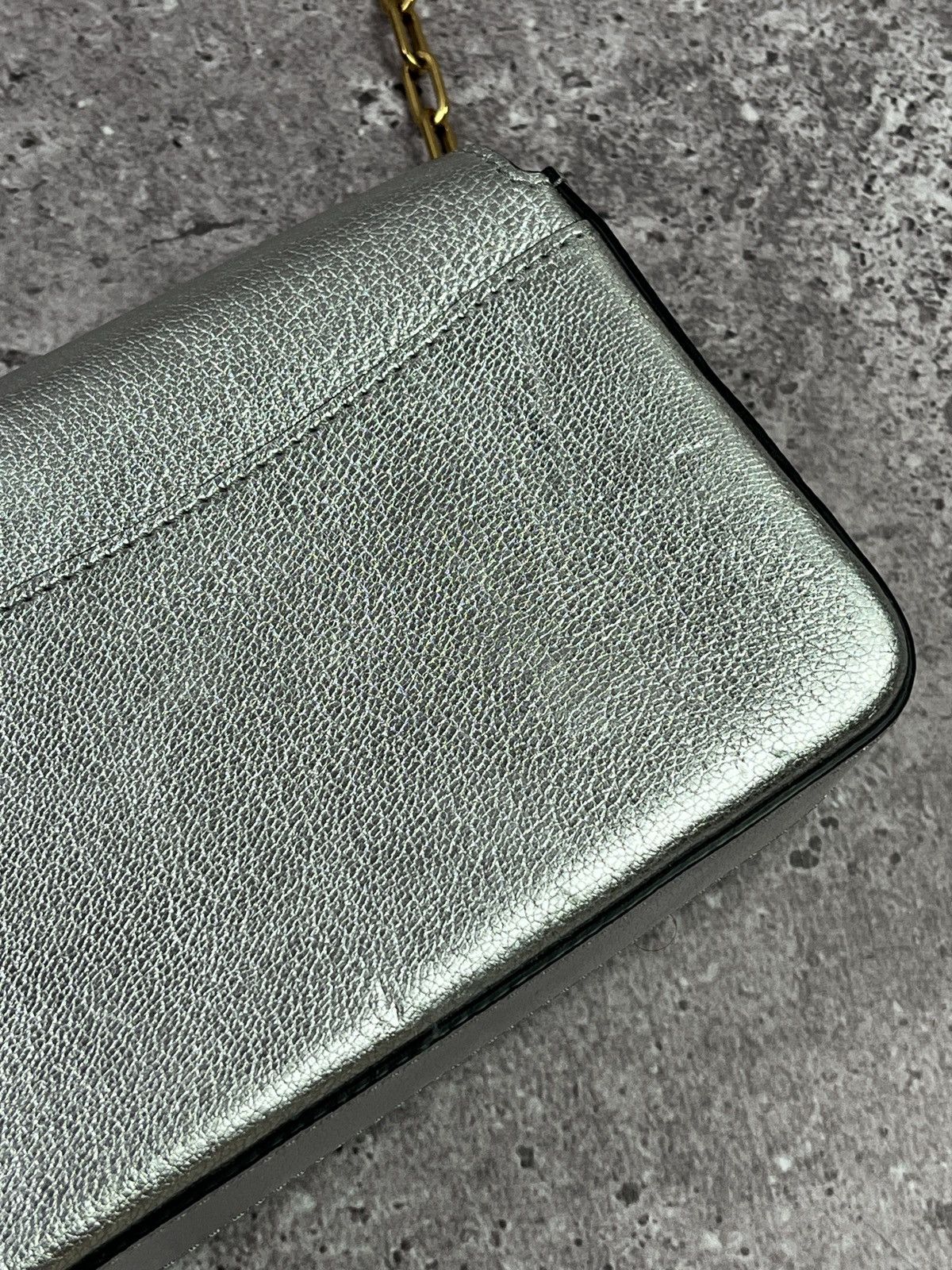 Burberry Metallic Silver D-Ring Leather Chain Small Shoulder Bag Size ONE SIZE - 6 Thumbnail