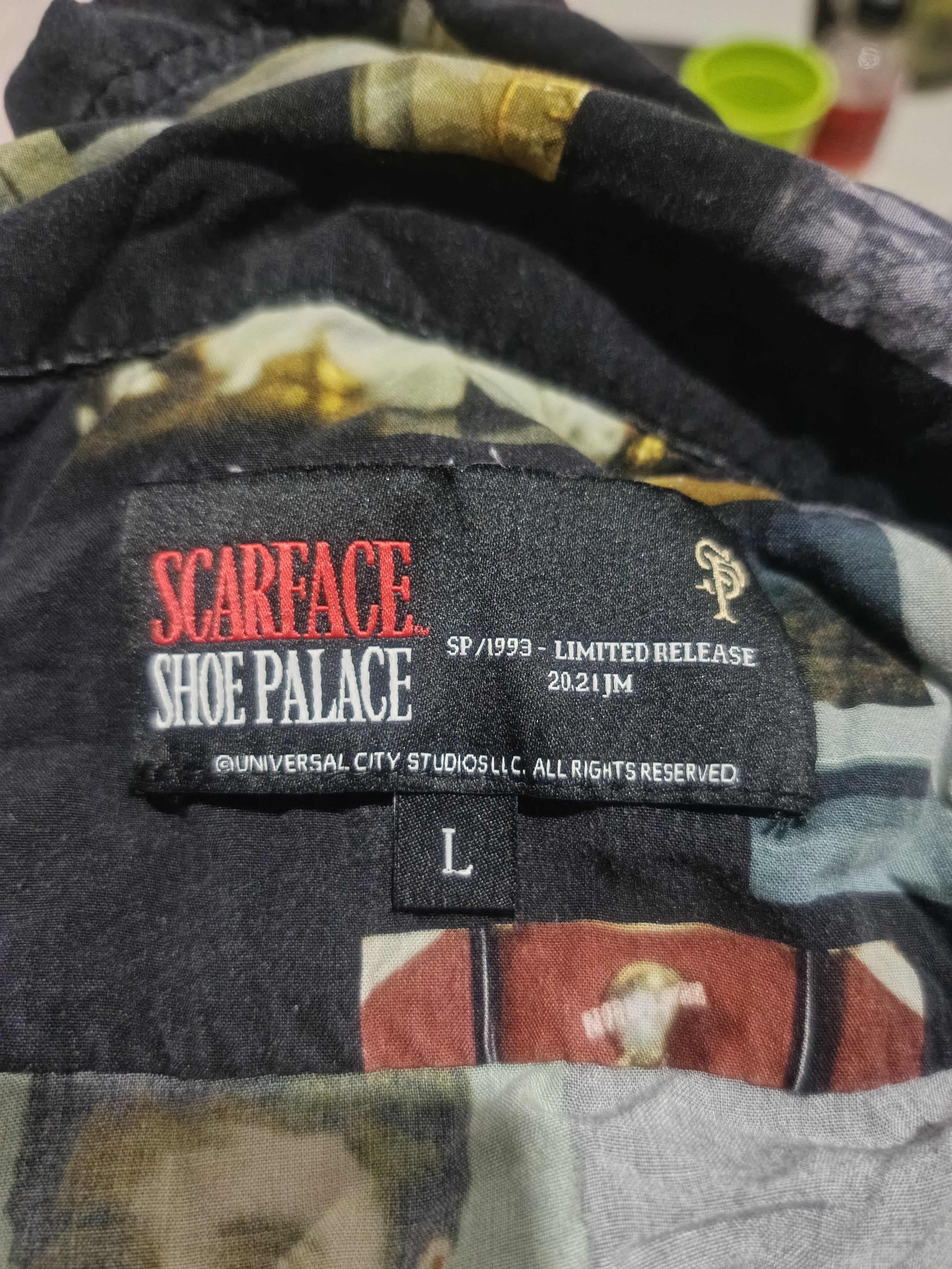 Shoe Palace Scarface AOP Buttons Up (Limited Edition) Size US L / EU 52-54 / 3 - 4 Thumbnail