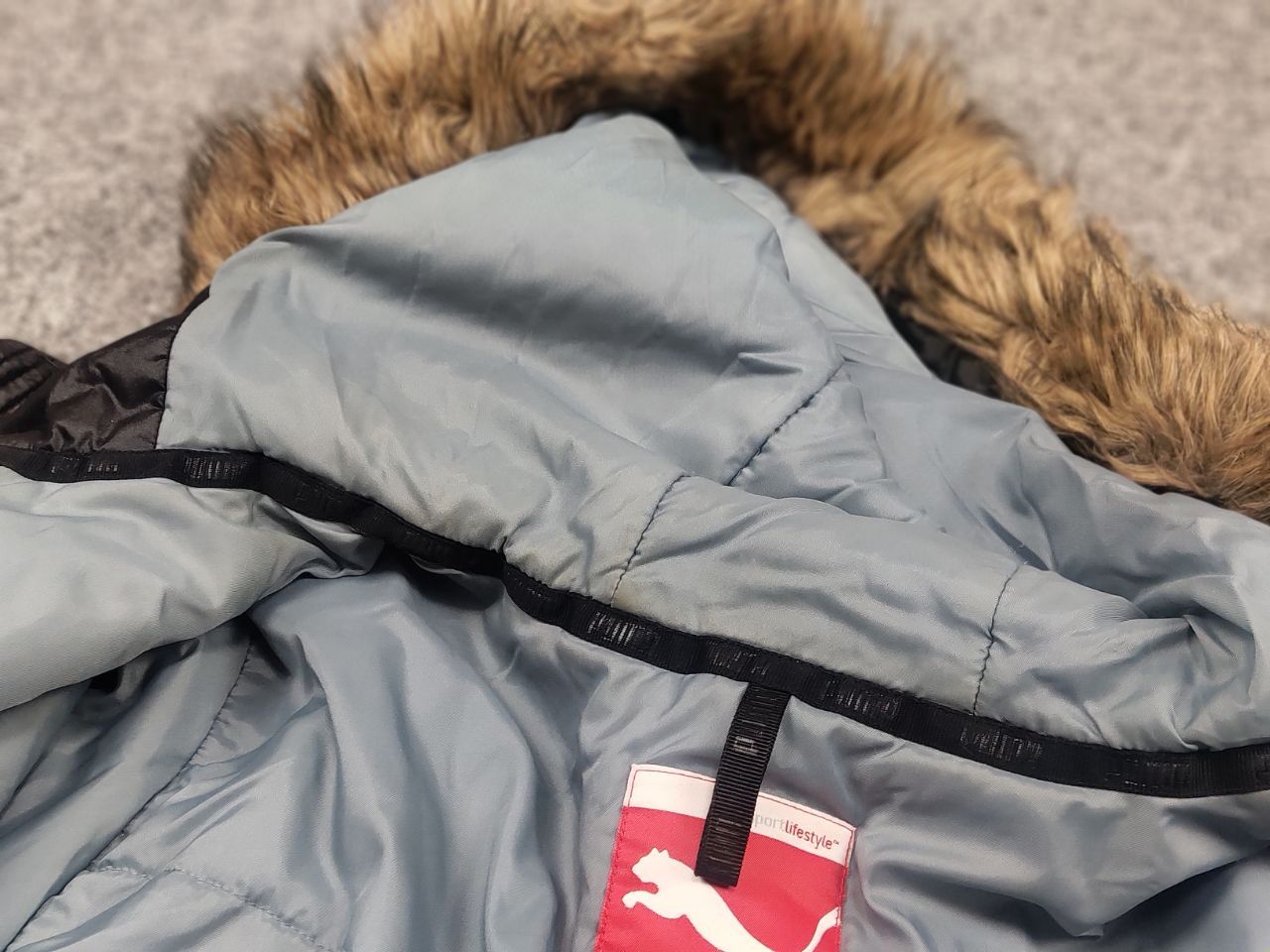 Puma Vintage Puma Fur Hoodie Back Zip Jacket Y2K l.g.b. Style Size US S / EU 44-46 / 1 - 16 Thumbnail
