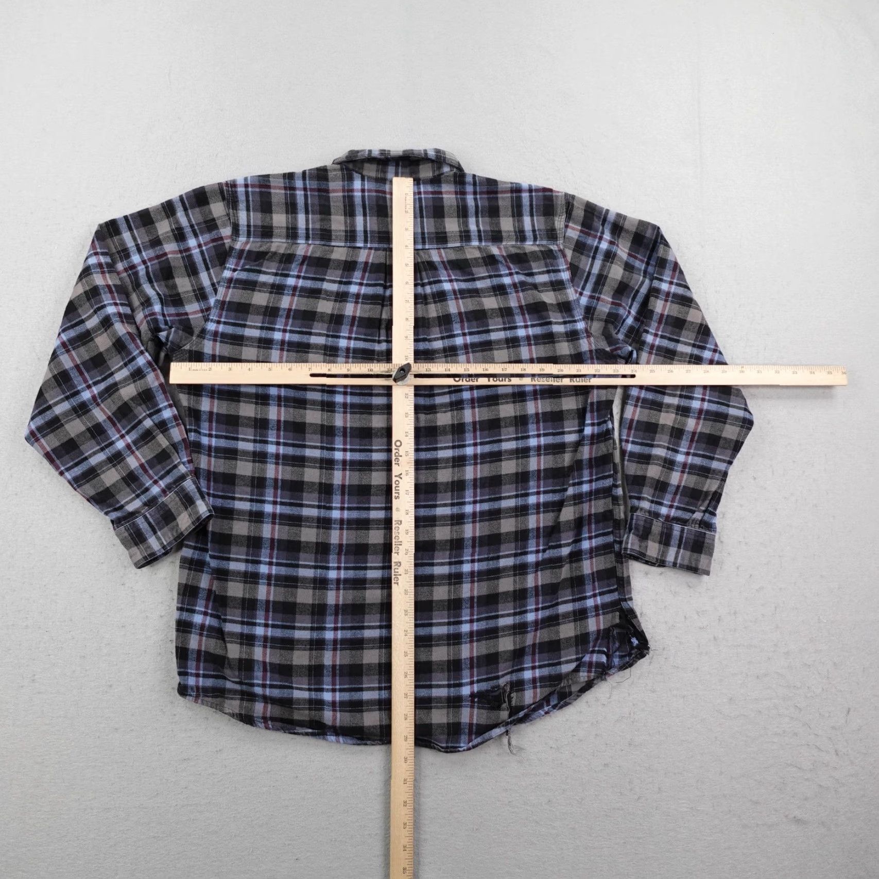 Carhartt Carhartt Shirt Mens Large Blue Gray Black Plaid Flannel Distressed Button Up Size US L / EU 52-54 / 3 - 6 Thumbnail