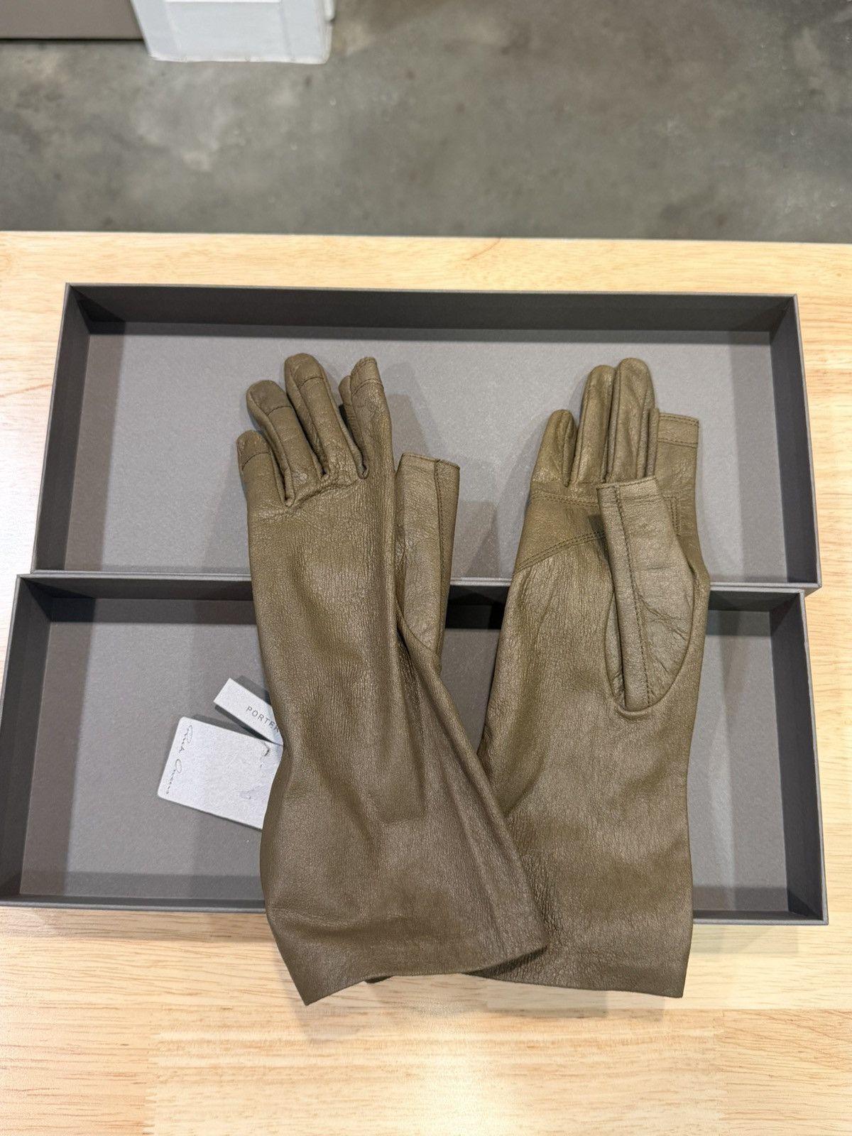 Rick owens STROBE 22AW レザーグローブ リック・オウエンス〉のレザーグローブ：GOOD THINGS 365 | ブルータス