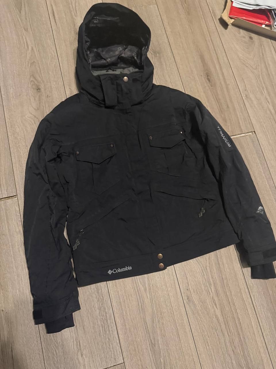 Columbia columbia titanium jacket women size M black Outdoor Gorpcore Size M / US 6-8 / IT 42-44 - 2 Thumbnail