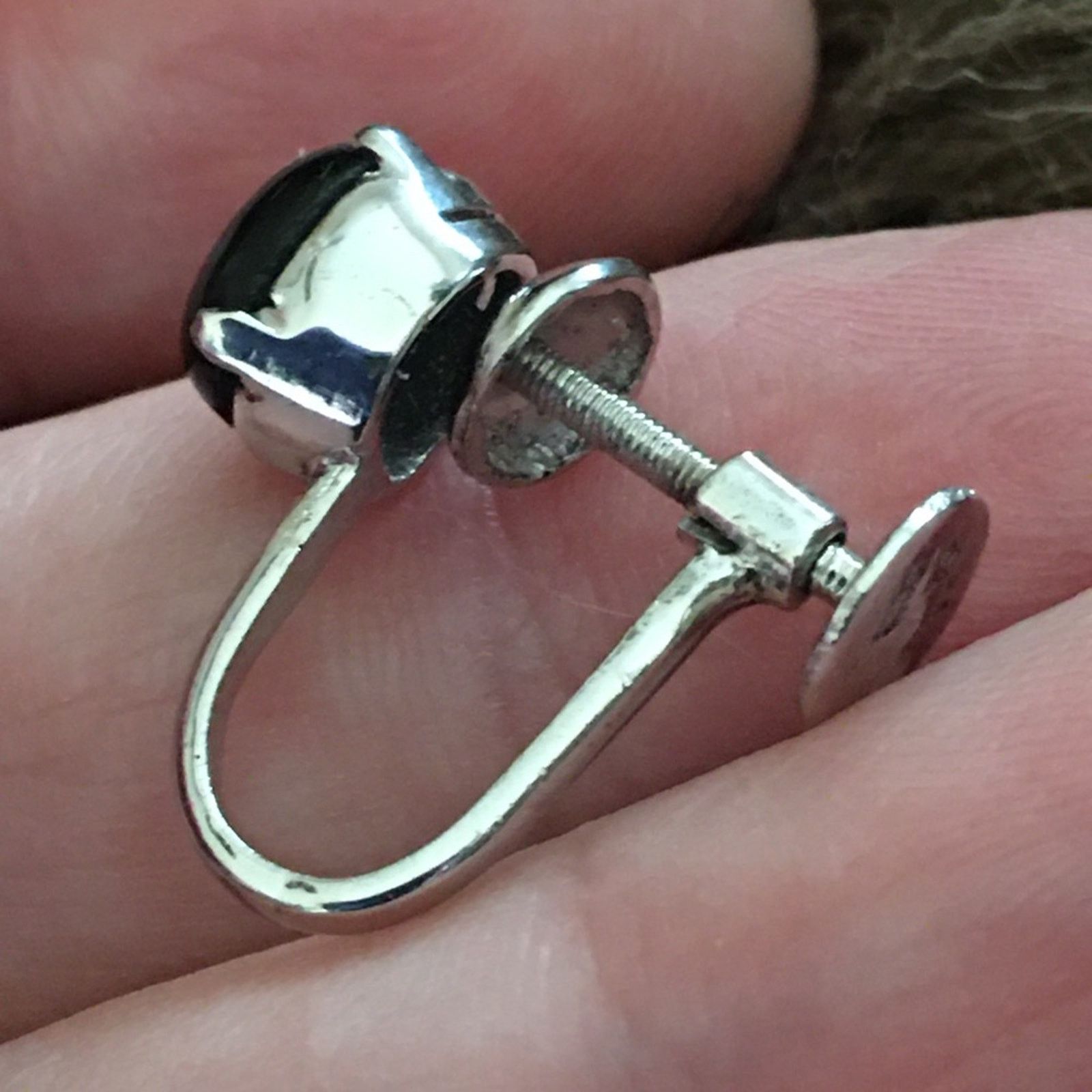 Vintage Vintage 50s black cabochon silver screw backs Size ONE SIZE - 4 Thumbnail