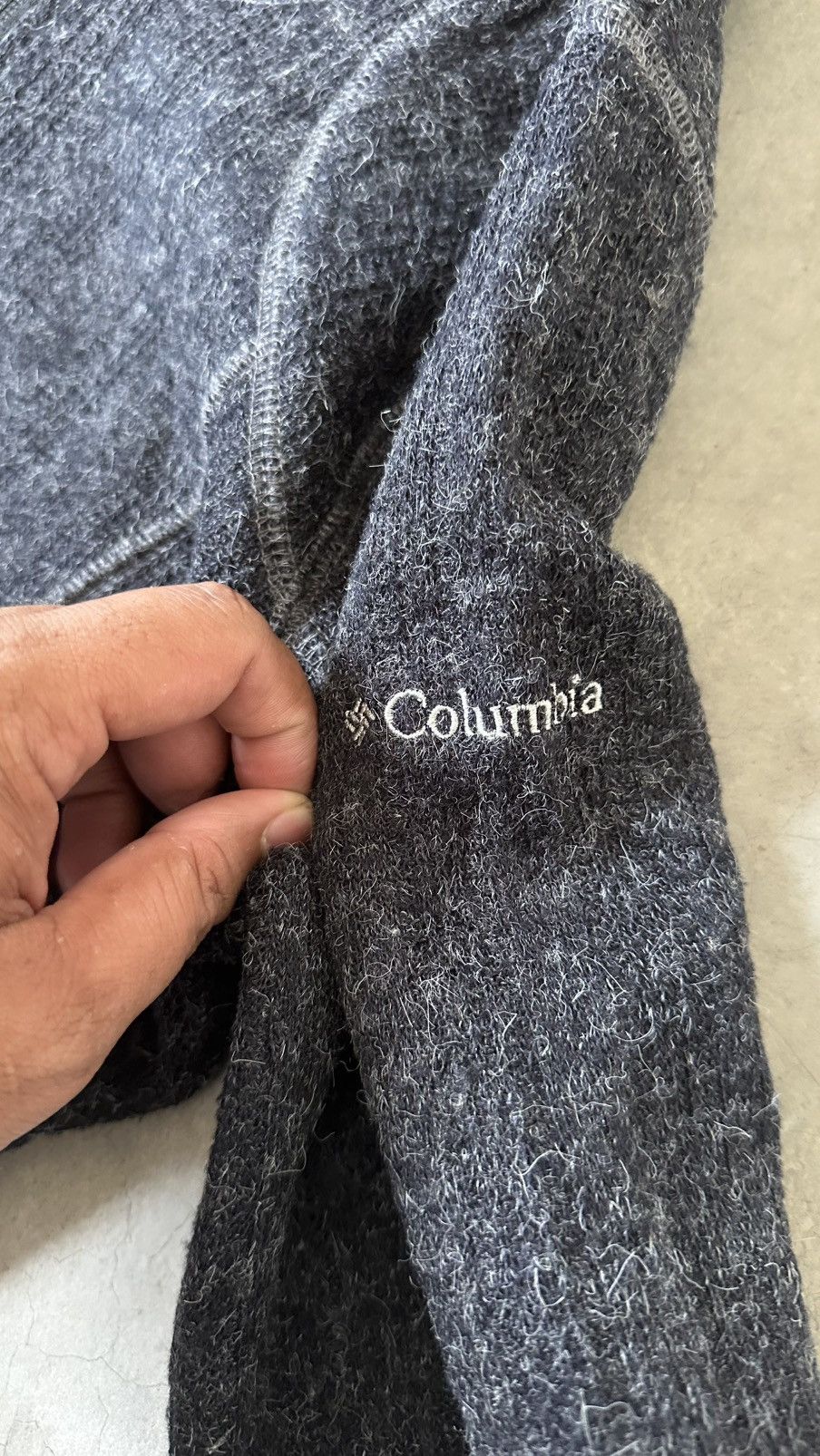 Columbia VINTAGE COLUMBIA LIGHT ZIPPER SWEATER Size US S / EU 44-46 / 1 - 6 Thumbnail