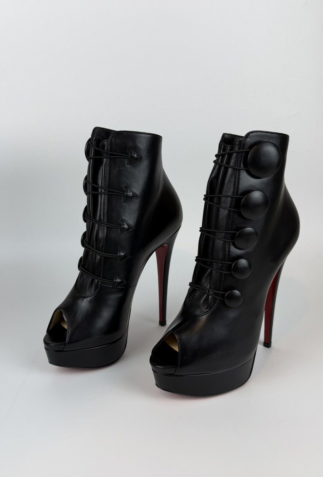 Christian Louboutin Christian Louboutin Lady Booton 150 Nappa Shiny in black Size US 7 / IT 37 - 4 Thumbnail