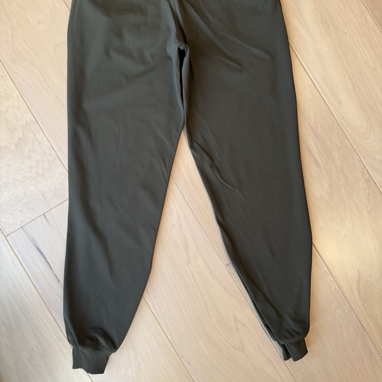 Lululemon Lululemon Stretch High Rise Jogger Women's 4 Green Size 27" / US 4 / IT 40 - 8 Thumbnail
